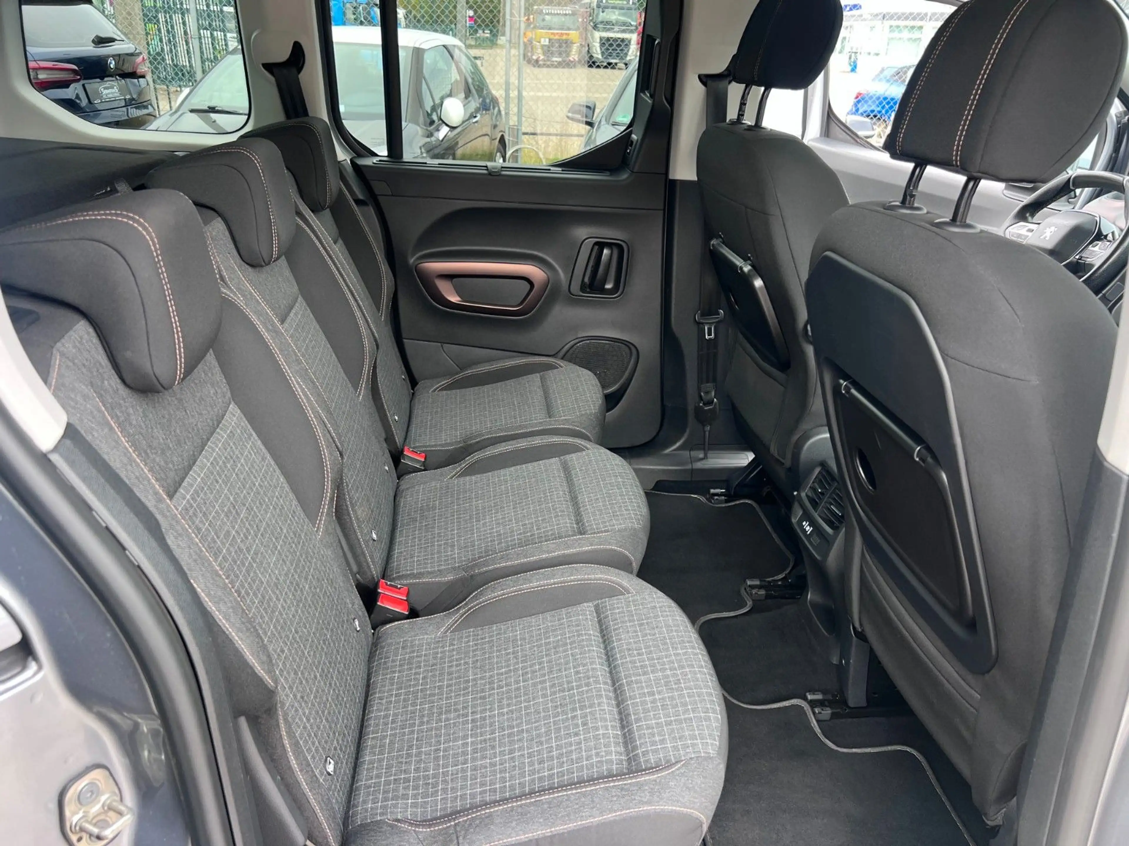 Peugeot Rifter GT Kamera Navi Panorama Tempomat Tüv neu — photo 10