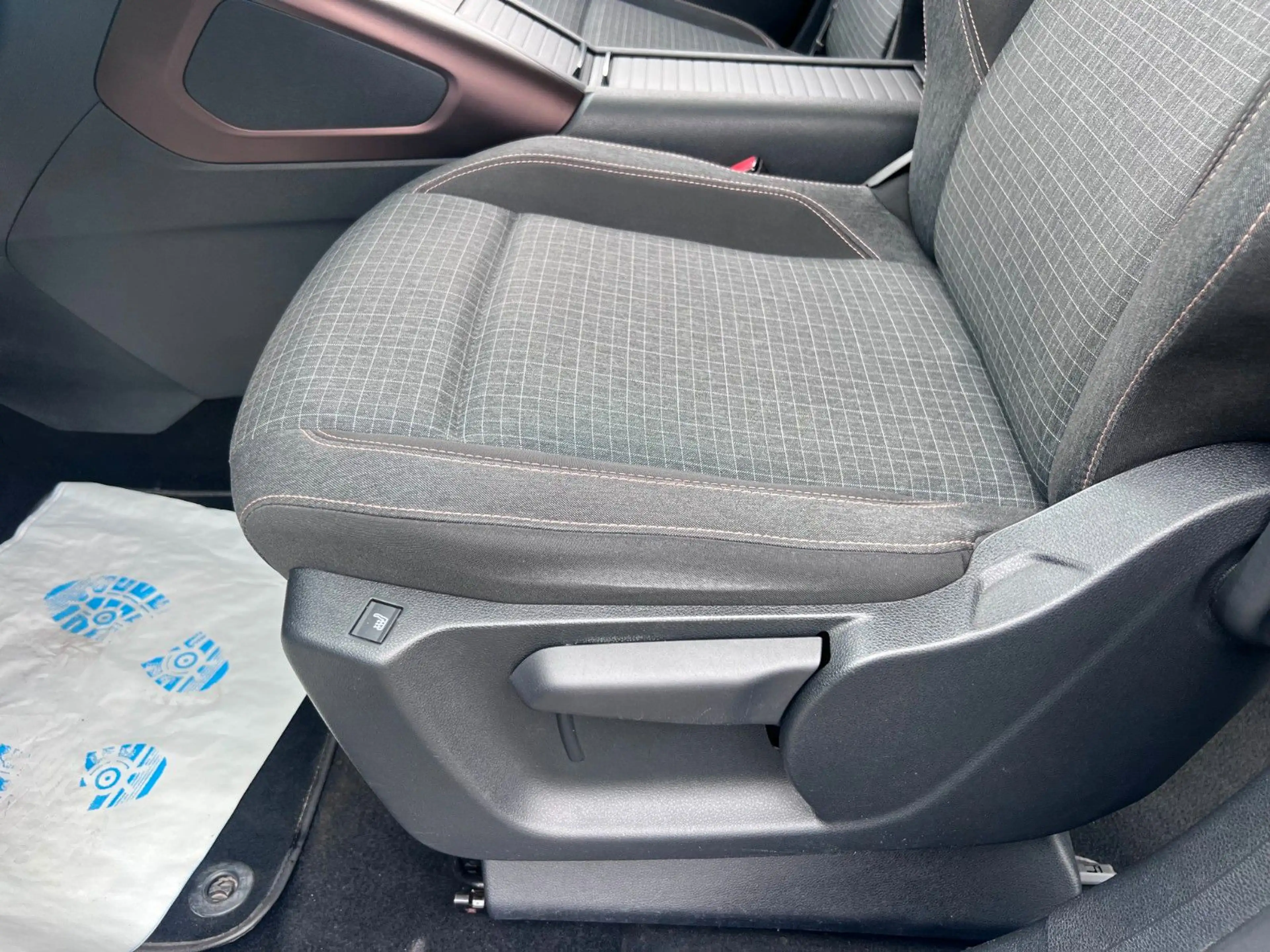 Peugeot Rifter GT Kamera Navi Panorama Tempomat Tüv neu — photo 13