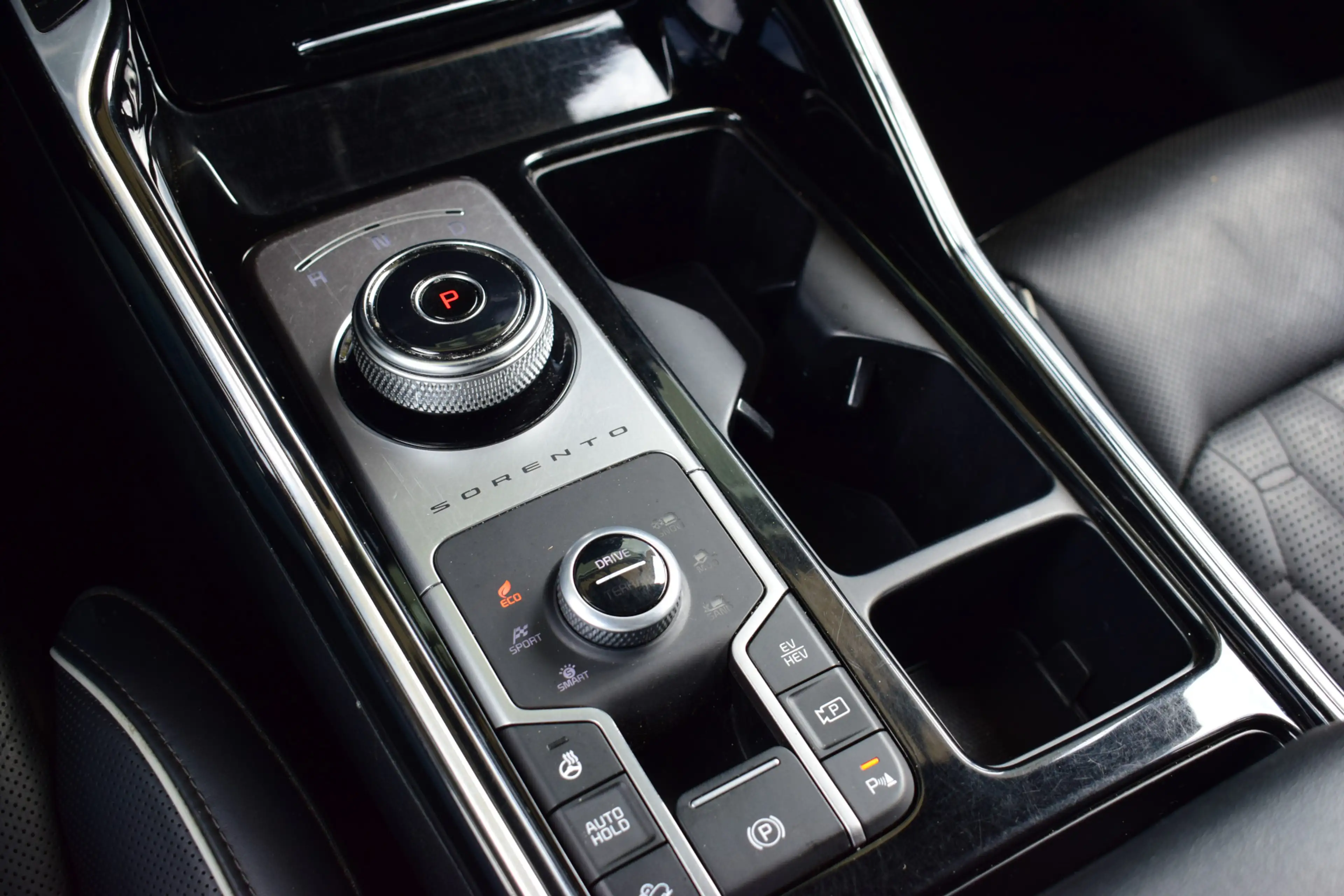 Kia Sorento 1.6 T-GDI Plug-in Hybrid 4WD ExecutiveLine 7p. | T — photo 28