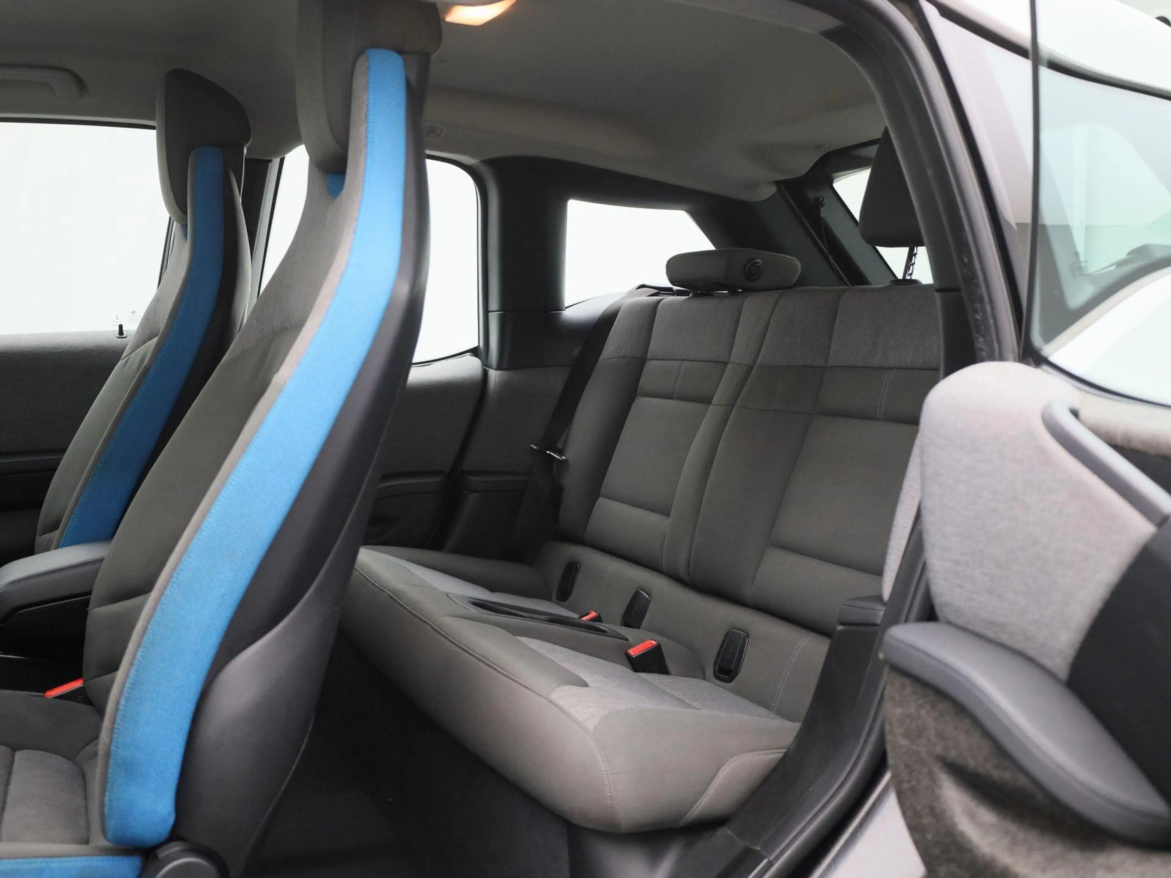 BMW i3 Basis Comfort 22 kWh | Wordt Verwacht | Achteruitr — photo 13