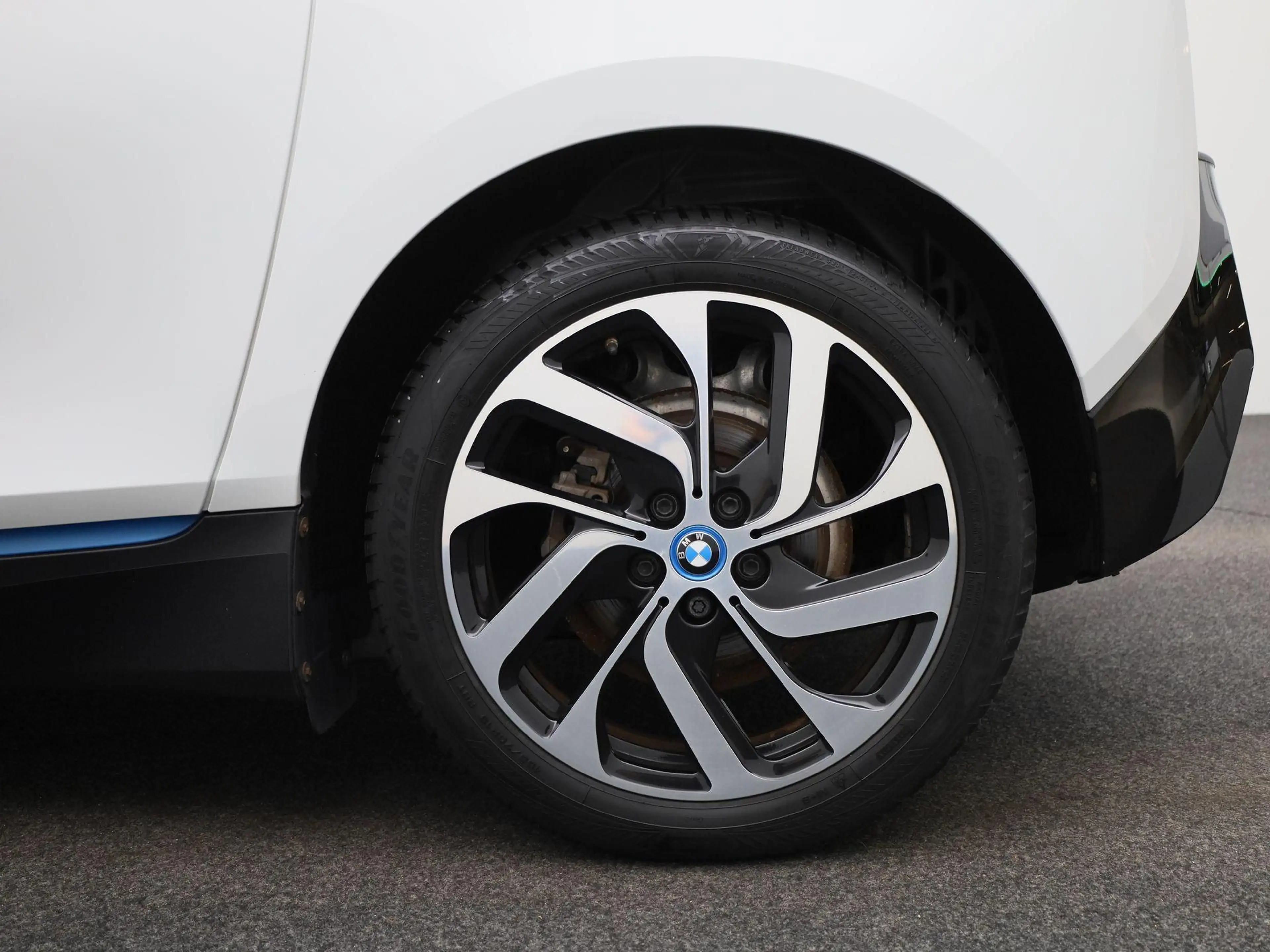 BMW i3 Basis Comfort 22 kWh | Wordt Verwacht | Achteruitr — photo 15
