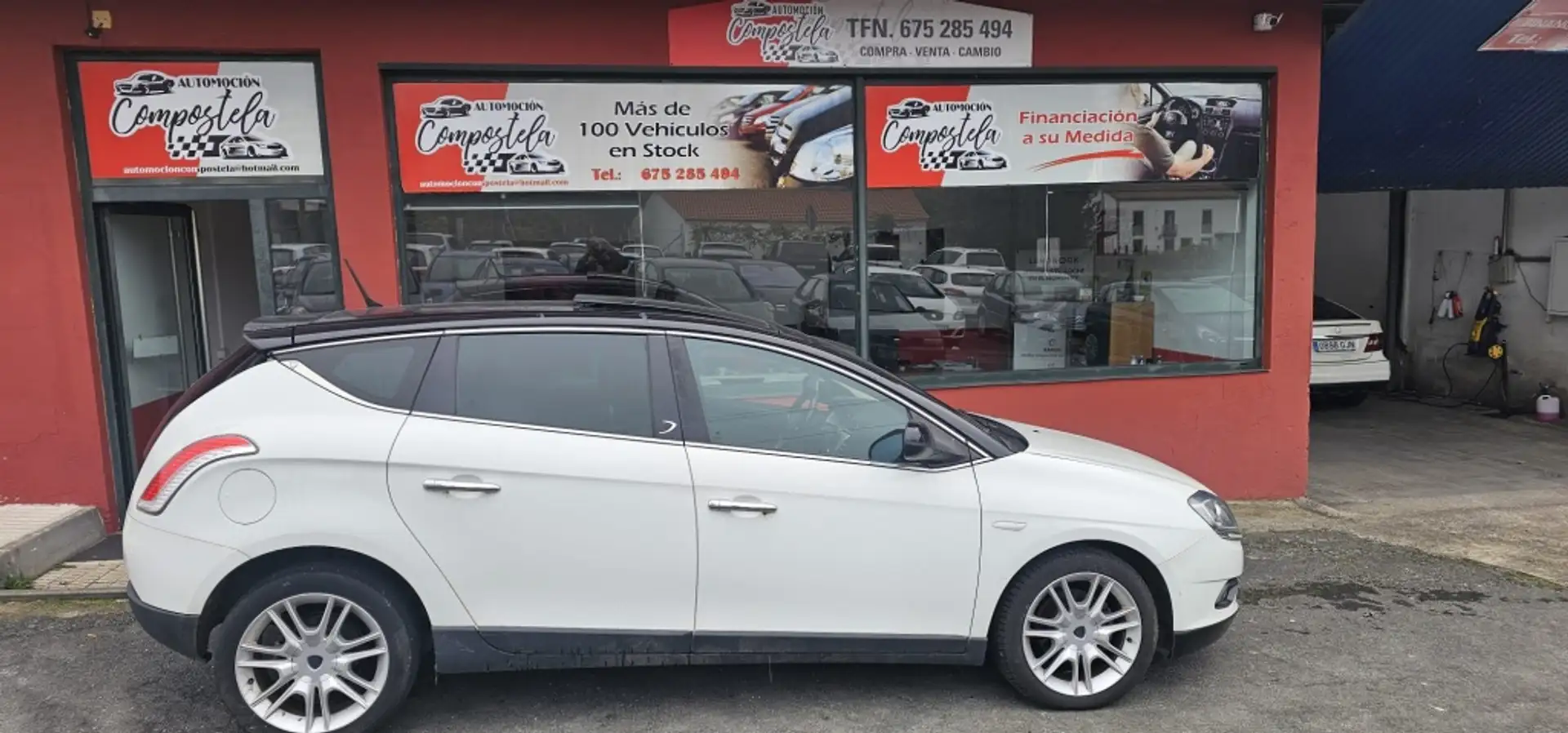 Lancia Delta 1.6Mjet Platino Blanco - 1