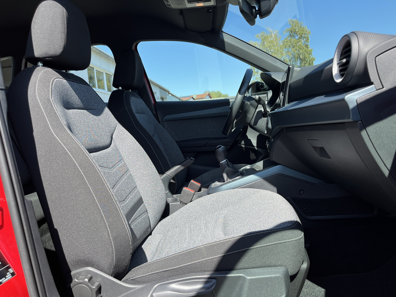 SEAT Arona 1.0 TSI Xperience 106€ m.20% Anz. AHK Navi KEYLE — photo 15