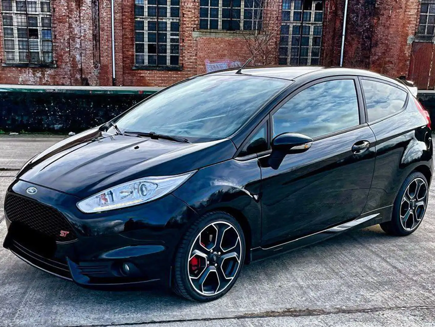 Ford Fiesta Fiesta ST200 1.6 EcoBoost (Réservé) Negro - 1