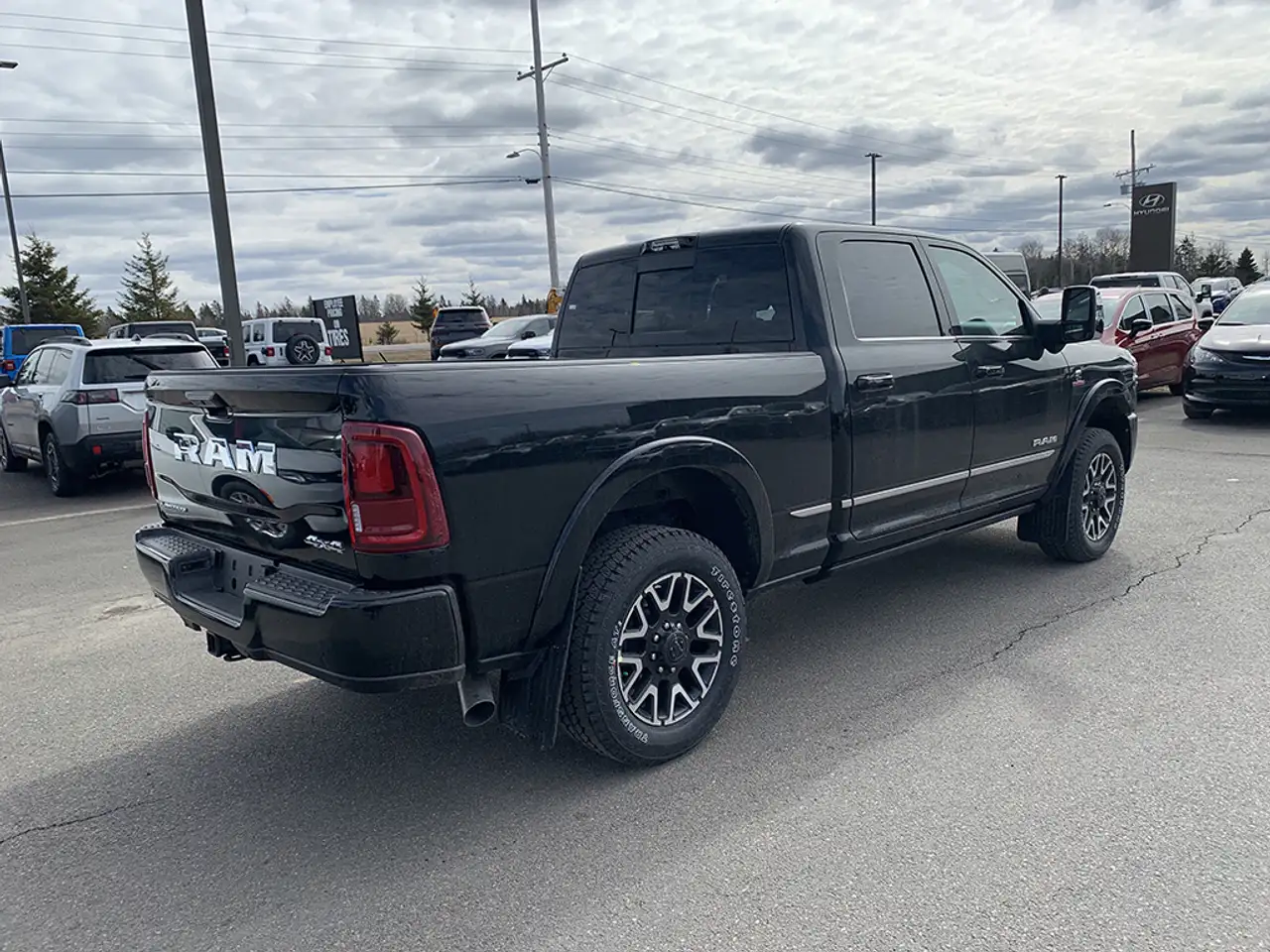 RAM 3500 снимка RAM 3500