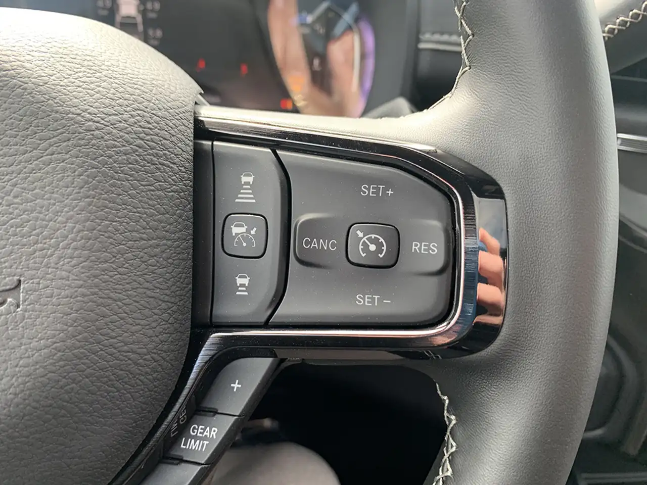 RAM 3500 снимка RAM 3500