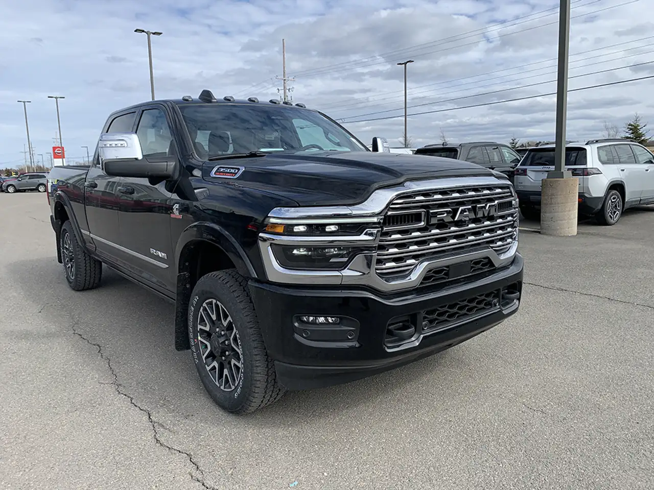 RAM 3500 снимка RAM 3500