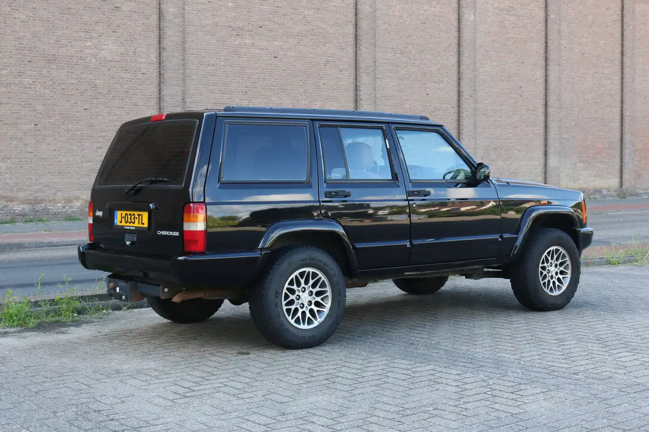 Jeep Cherokee 2.5TD SE - Elek. stoelen, cruise, airco, foto 10