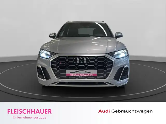Audi SQ5 view 2