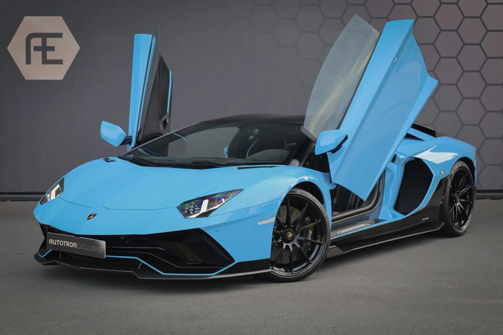 Lamborghini Aventador Ultimae 6.5 V12 | 1 OF 350 | AD PERSONAM EXTERIOR Blau - 2