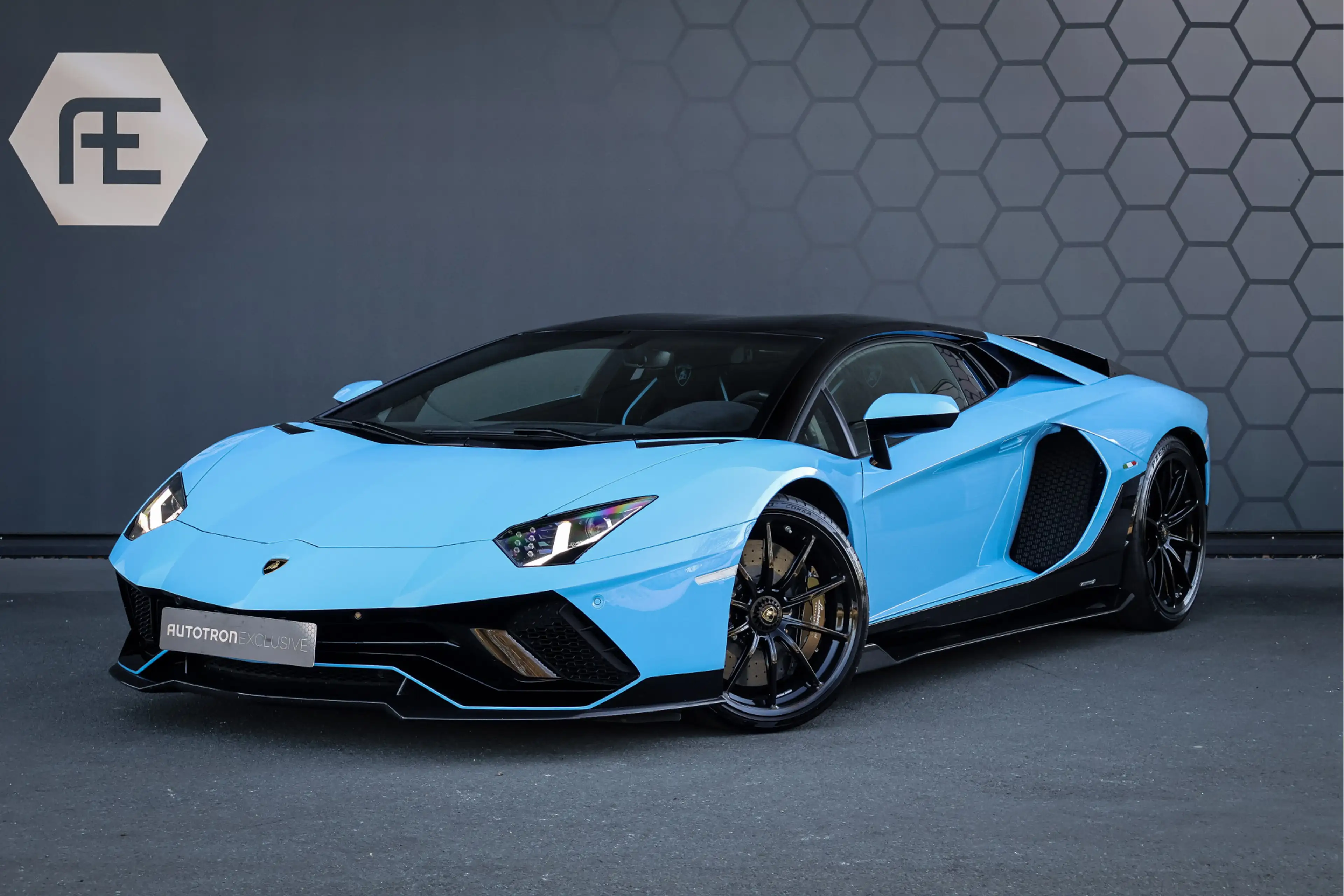 Lamborghini Aventador Ultimae 6.5 V12 | 1 OF 350 | AD PERSONAM EXTERIOR — photo 3