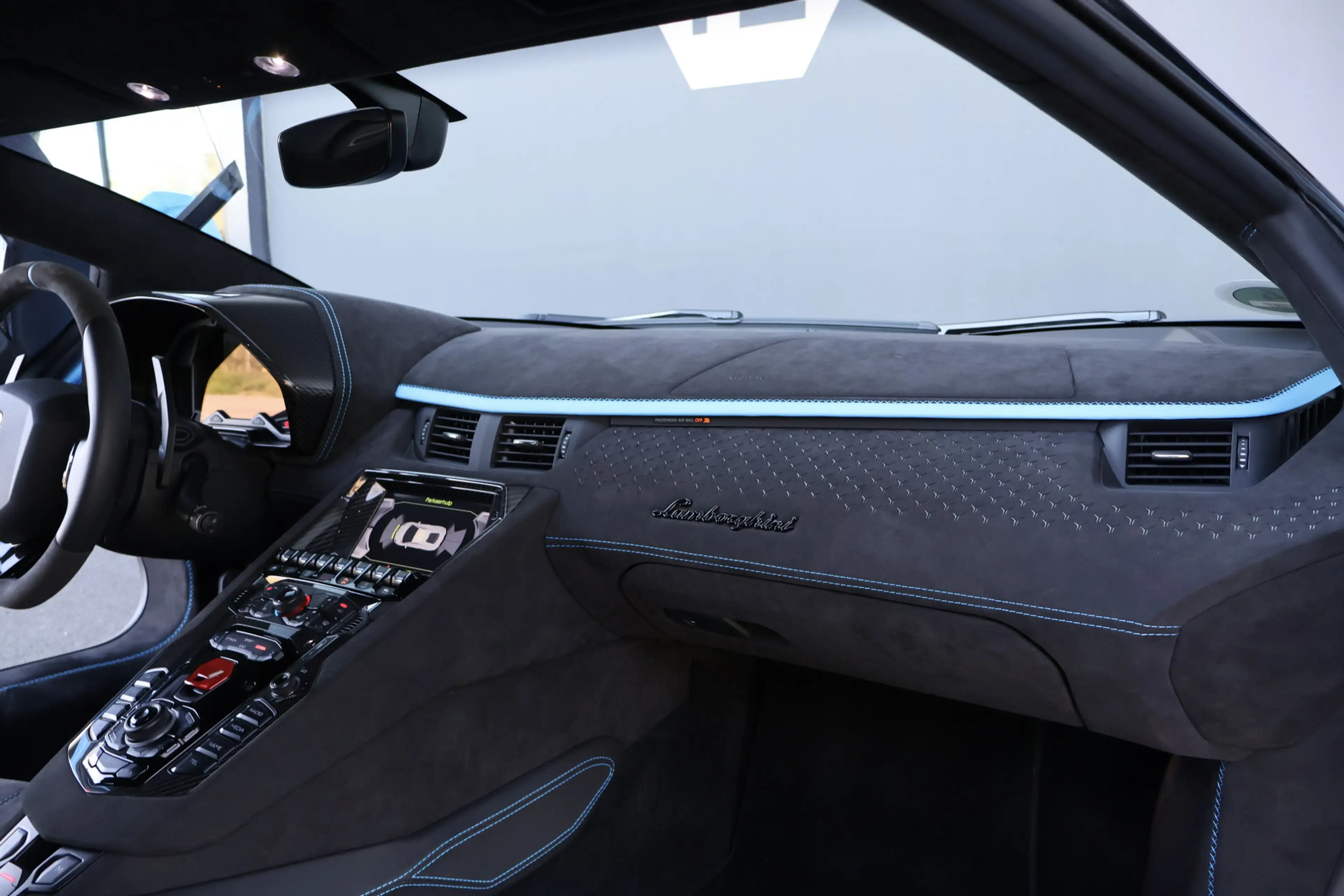 Lamborghini Aventador Ultimae 6.5 V12 | 1 OF 350 | AD PERSONAM EXTERIOR — photo 10