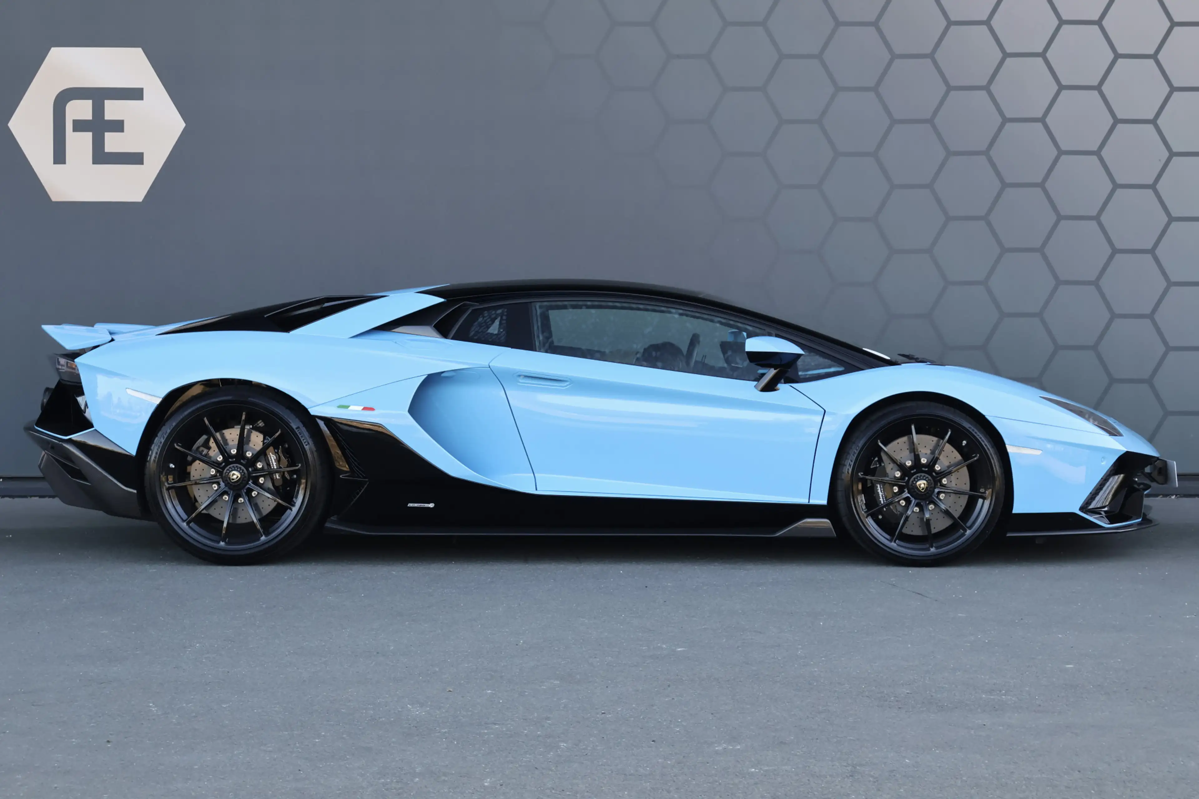 Lamborghini Aventador Ultimae 6.5 V12 | 1 OF 350 | AD PERSONAM EXTERIOR — photo 13