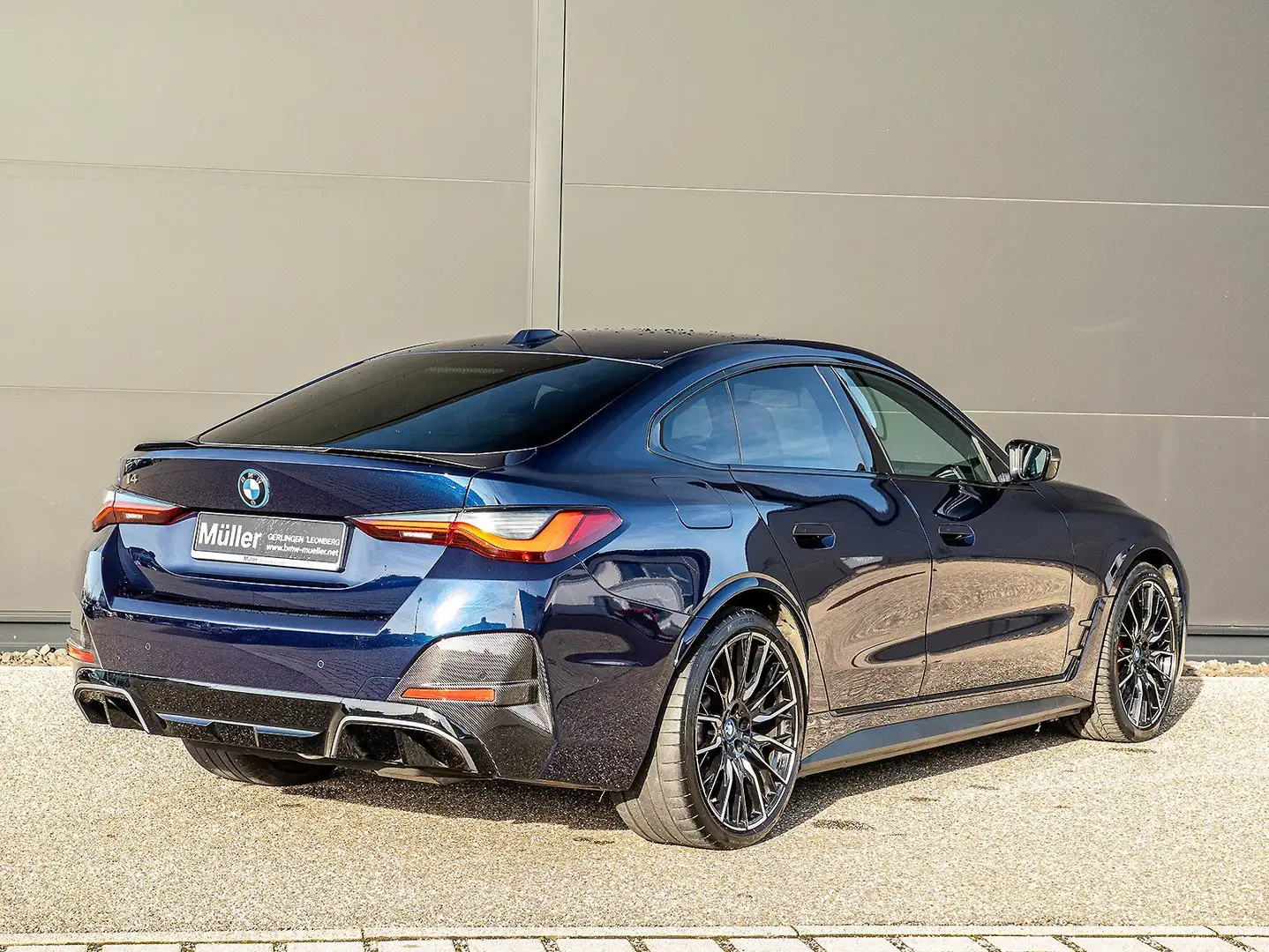 BMW i4 M50 Gran Coupé M Sportpaket AHK GSD ACC 360° 1VB Blau - 2