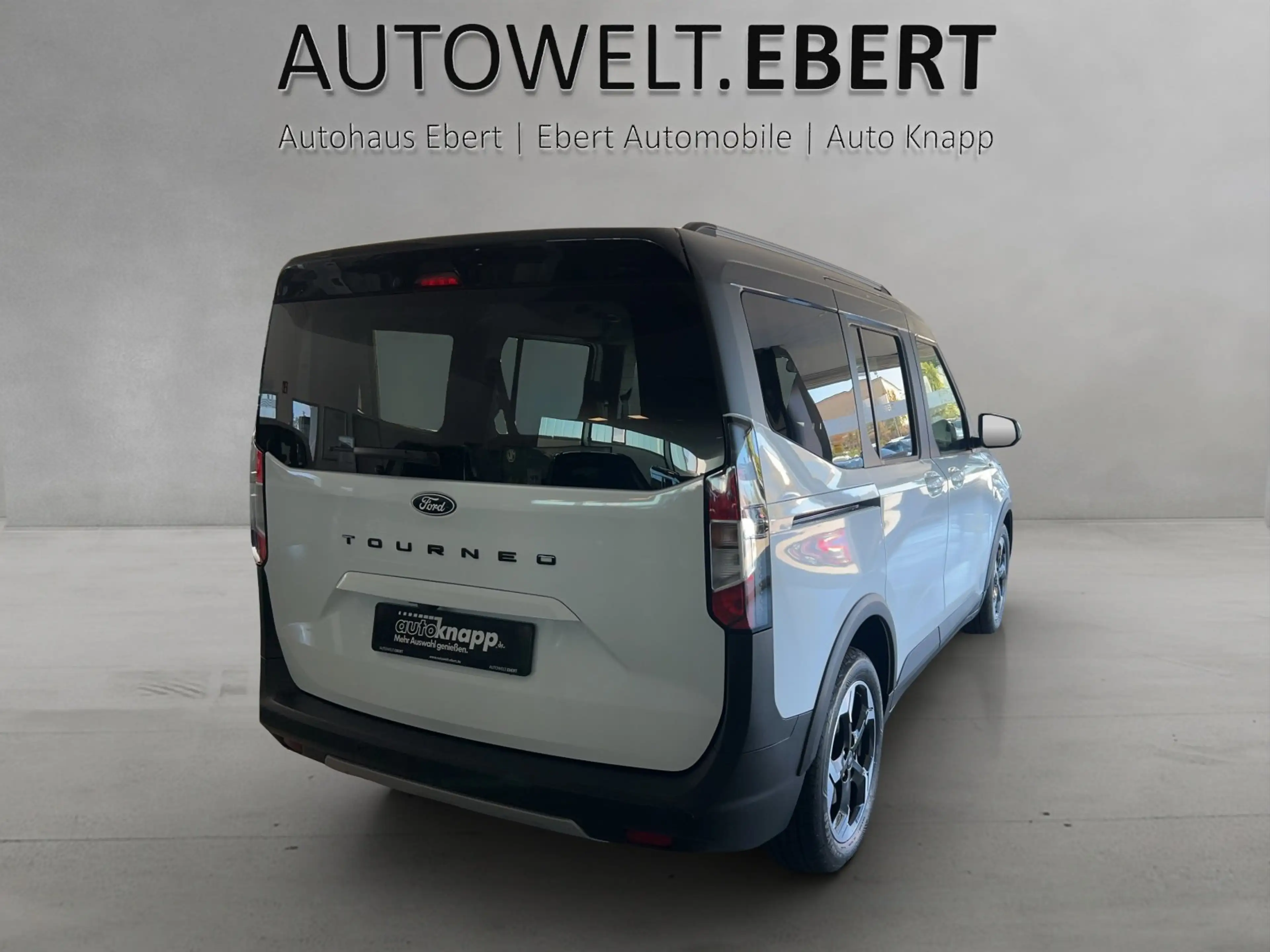 Ford Tourneo Courier 1,0 Ecoboost Active — photo 5