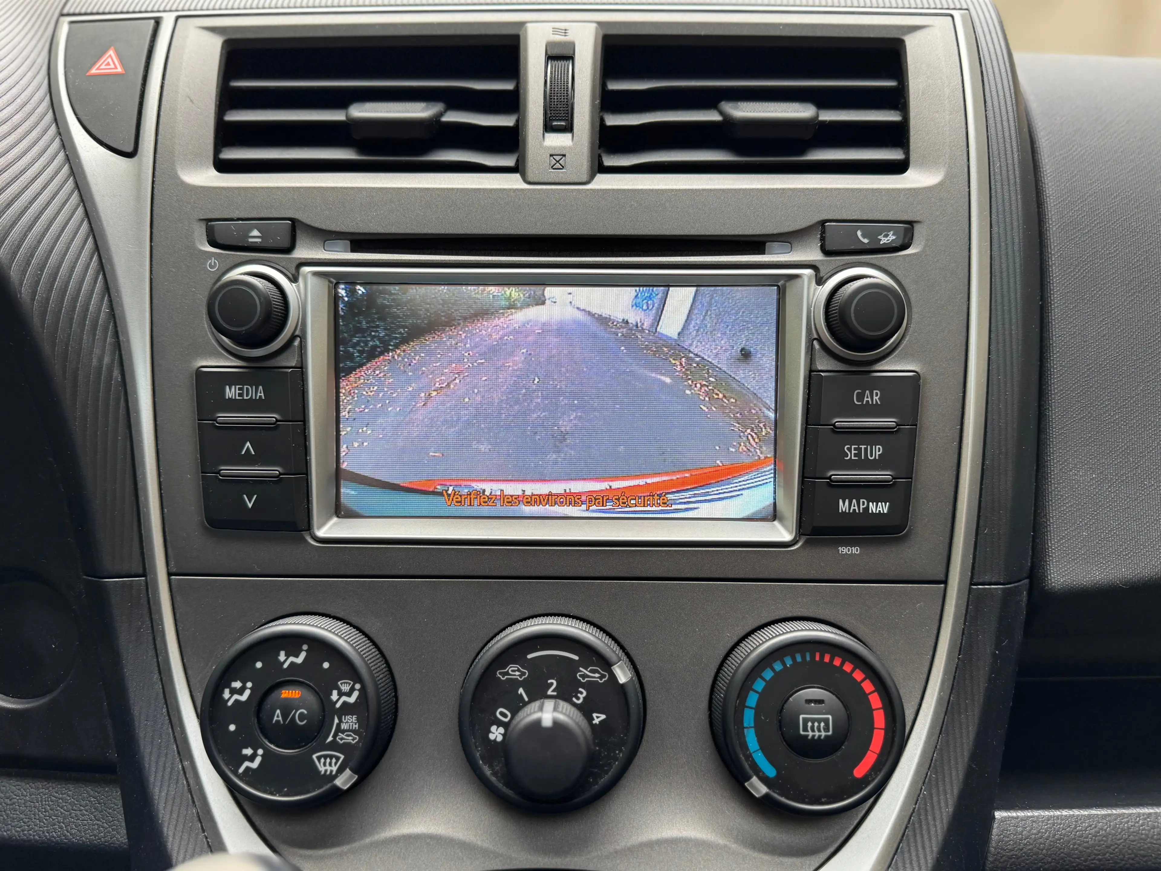 Toyota Verso-S - Toit Pano - Airco - Cam - Garantie 12 mois — photo 13