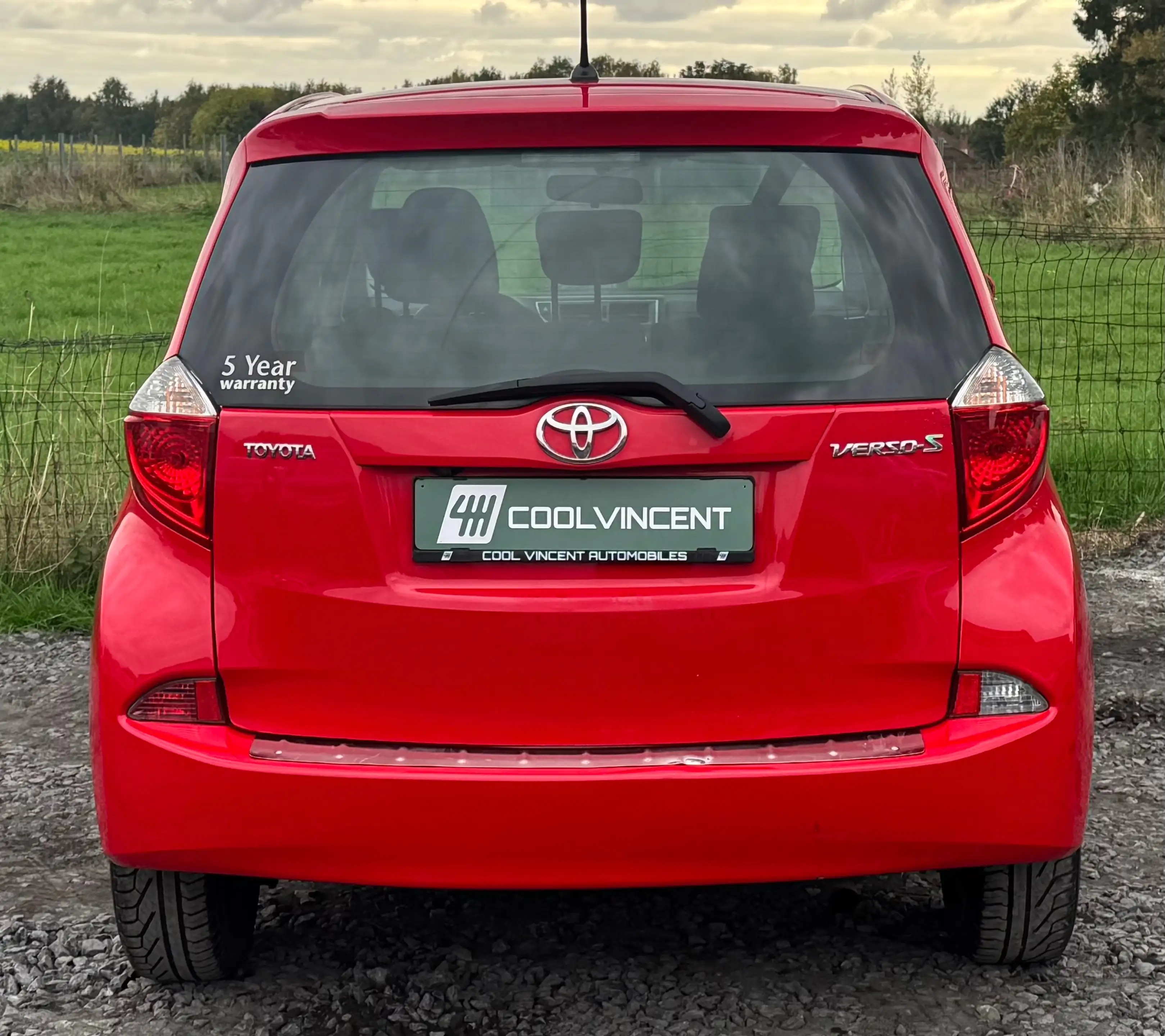 Toyota Verso-S - Toit Pano - Airco - Cam - Garantie 12 mois — photo 5