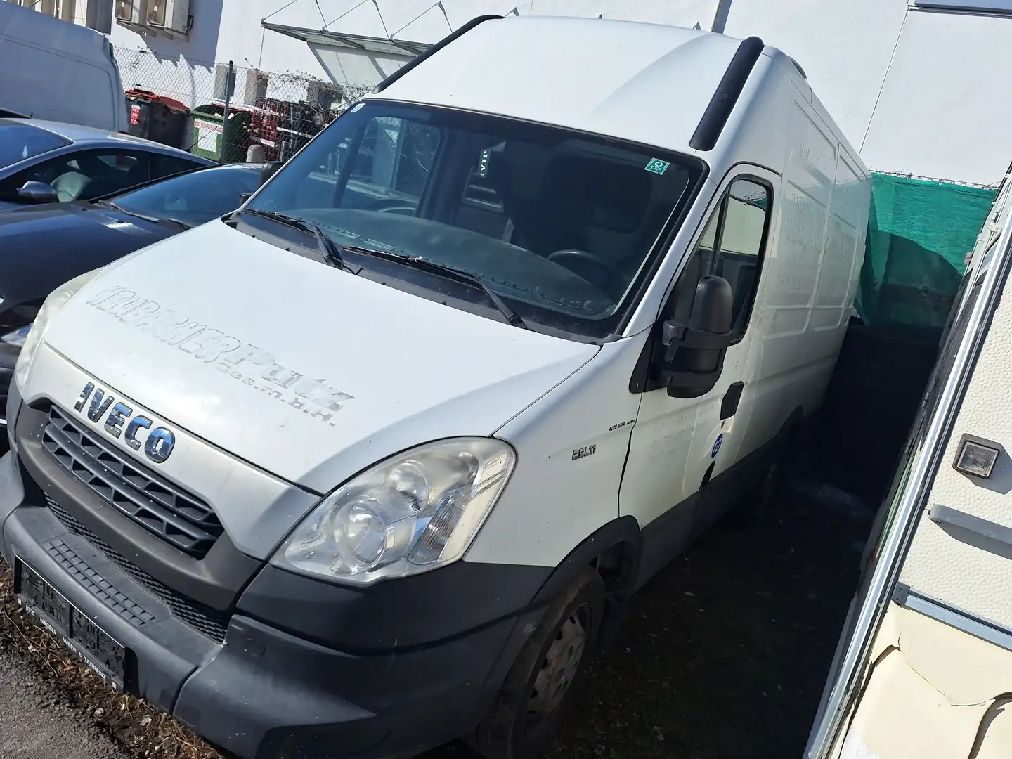Iveco 29L 11. Van Turboschaden EXPORT Weiß - 2