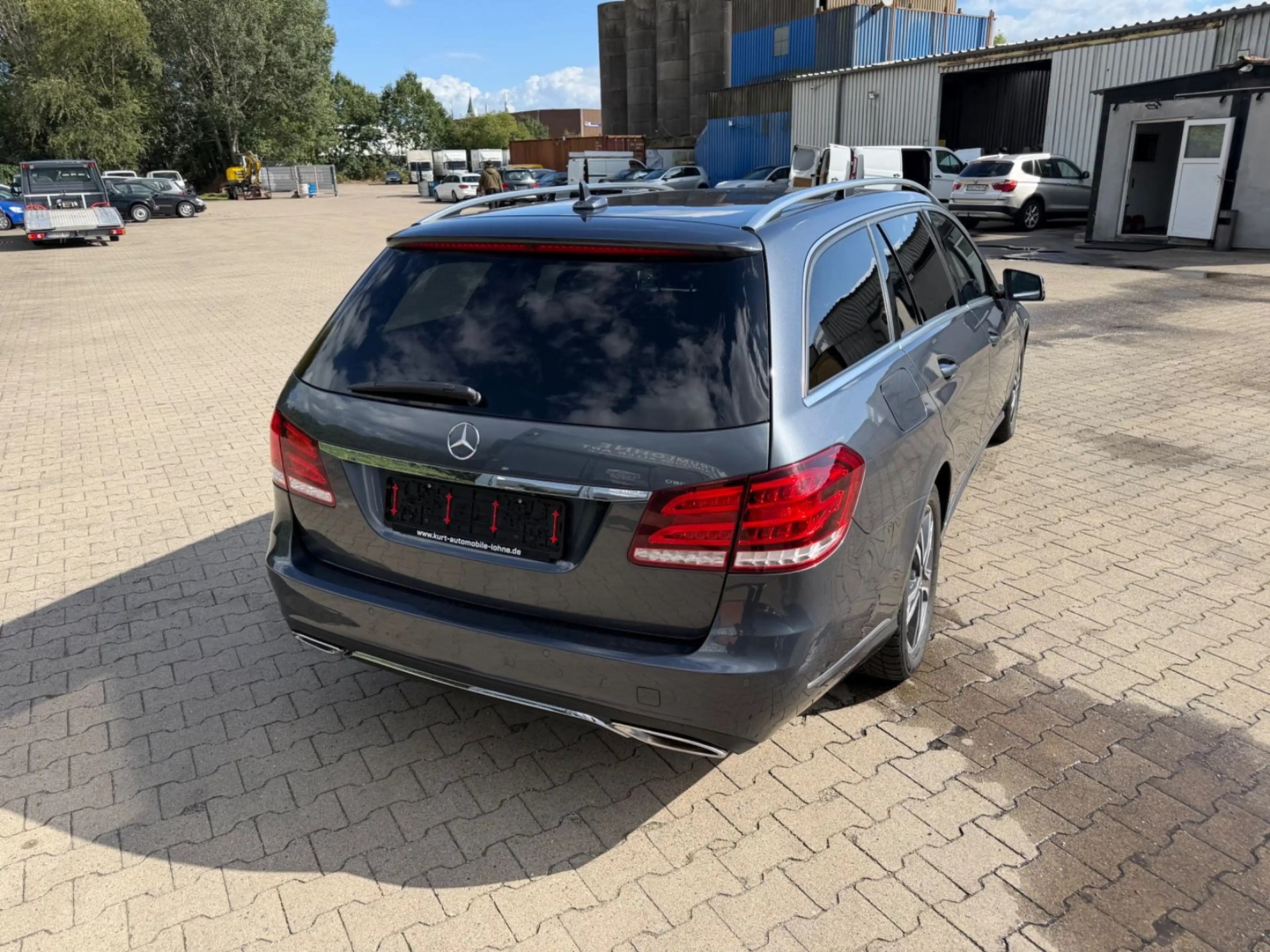 Mercedes-Benz E 350 BlueTec/EURO6/NAVI/LED/AHK/TEMPOMAT — photo 5