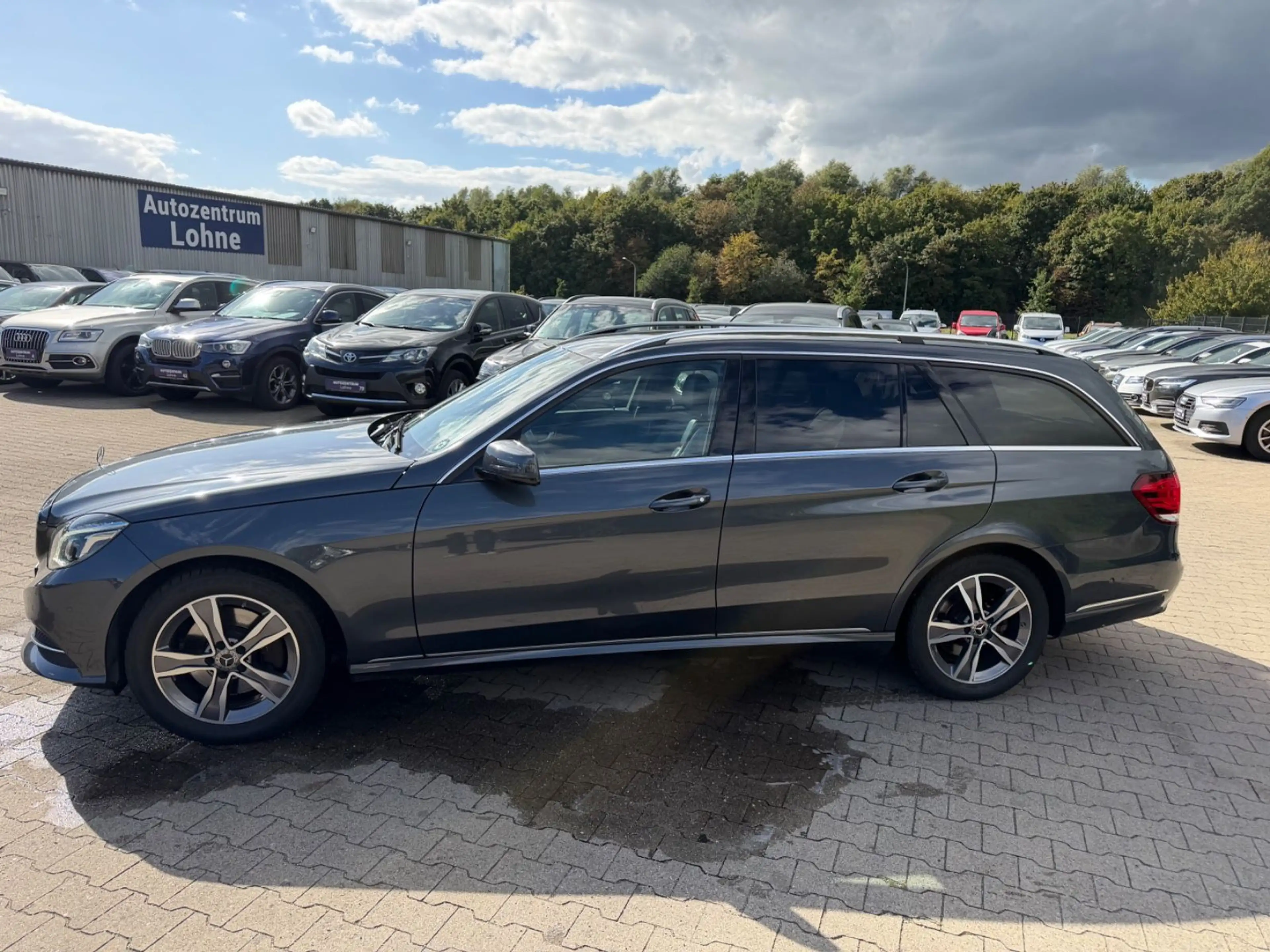 Mercedes-Benz E 350 BlueTec/EURO6/NAVI/LED/AHK/TEMPOMAT — photo 8