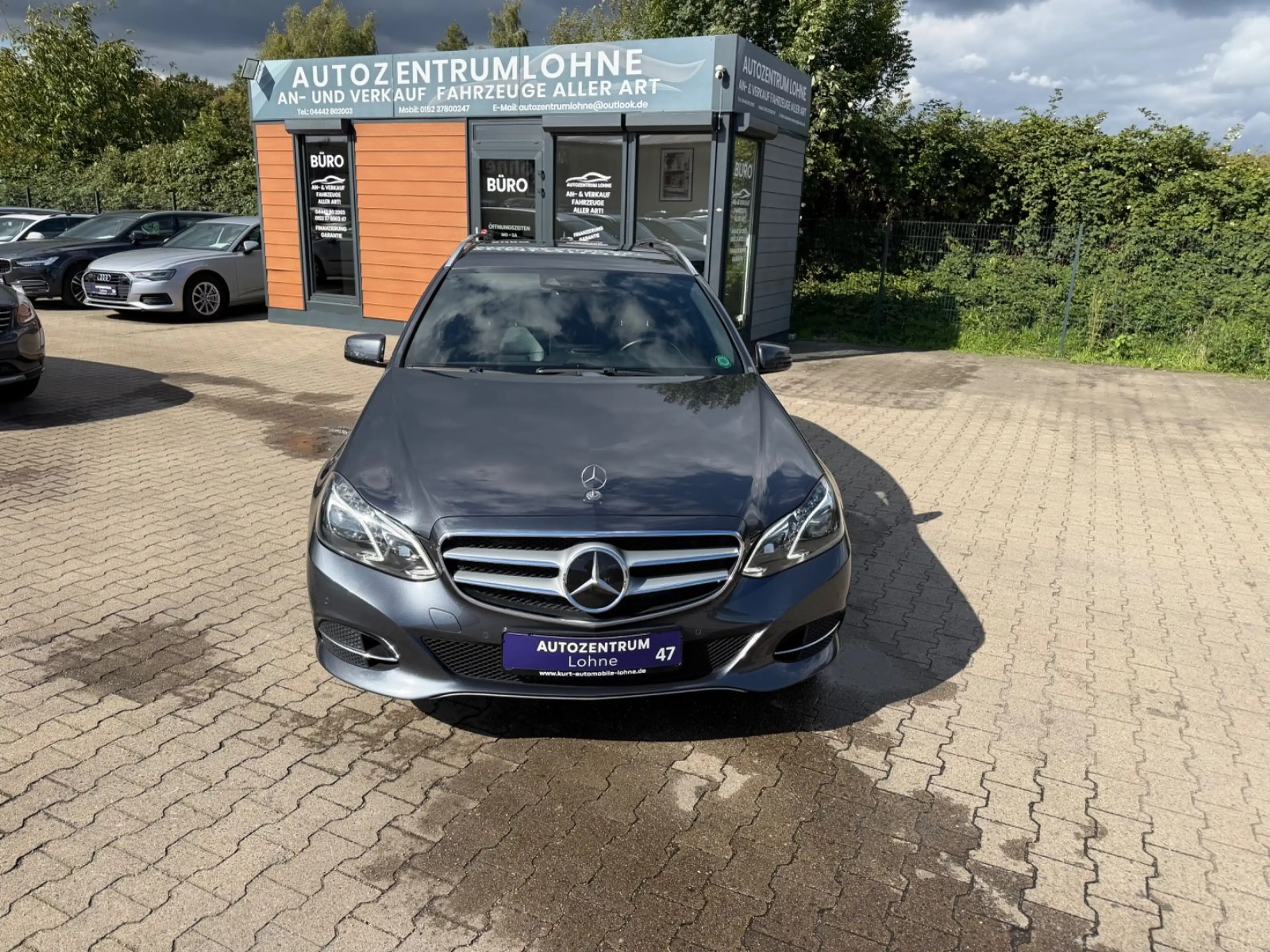 Mercedes-Benz E 350 BlueTec/EURO6/NAVI/LED/AHK/TEMPOMAT — photo 2