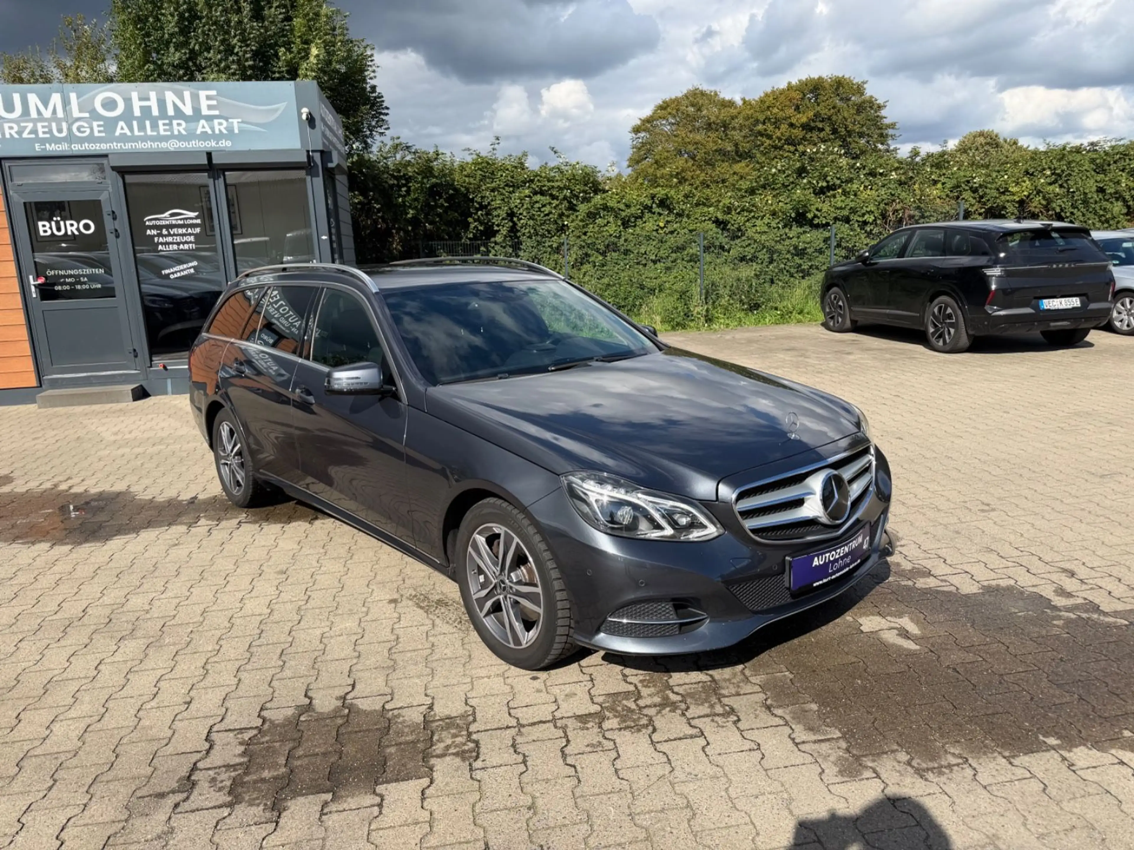Mercedes-Benz E 350 BlueTec/EURO6/NAVI/LED/AHK/TEMPOMAT — photo 3