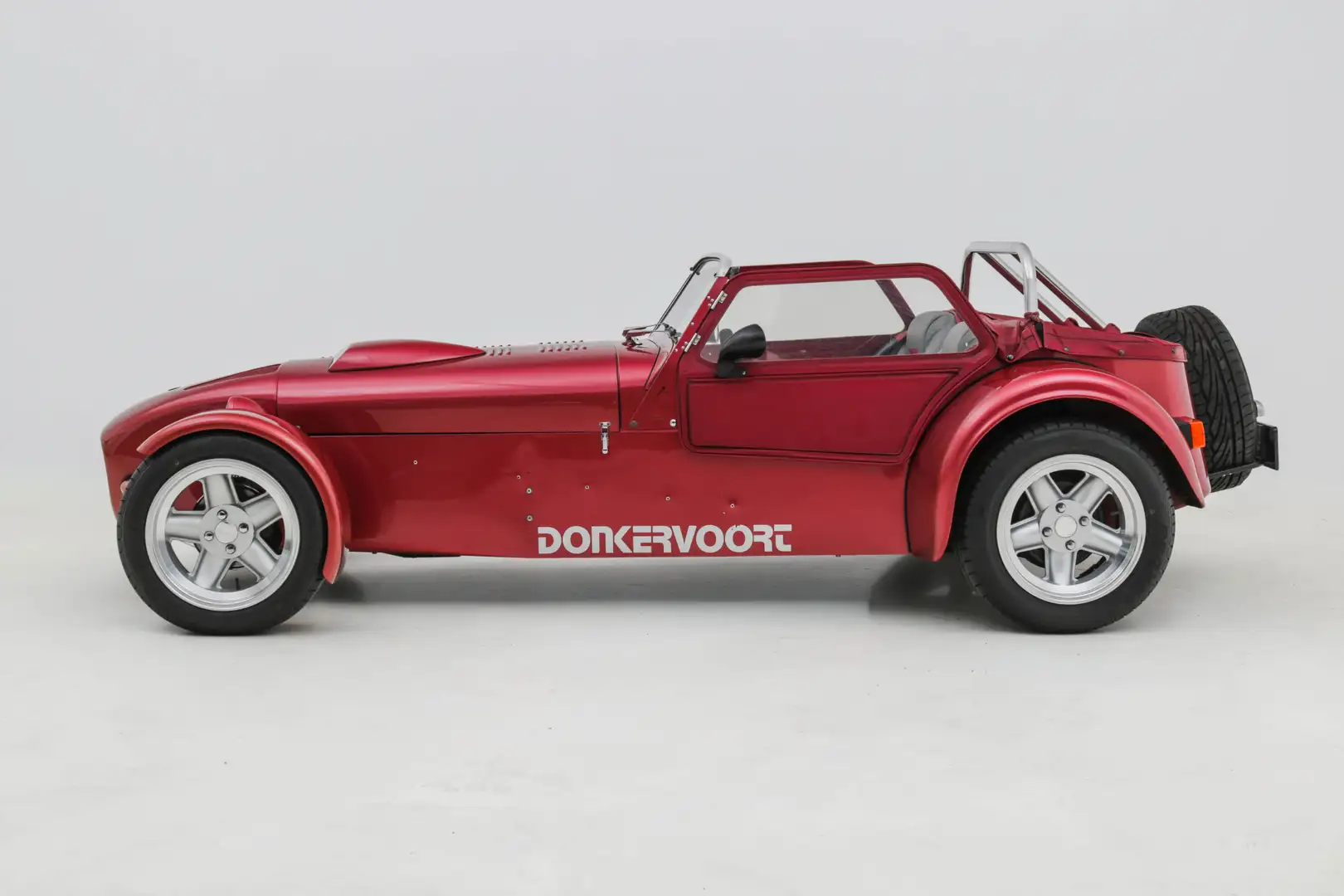 Donkervoort S8 2.0 Ford Cycle wings - Service done - Momo steerin Rot - 2