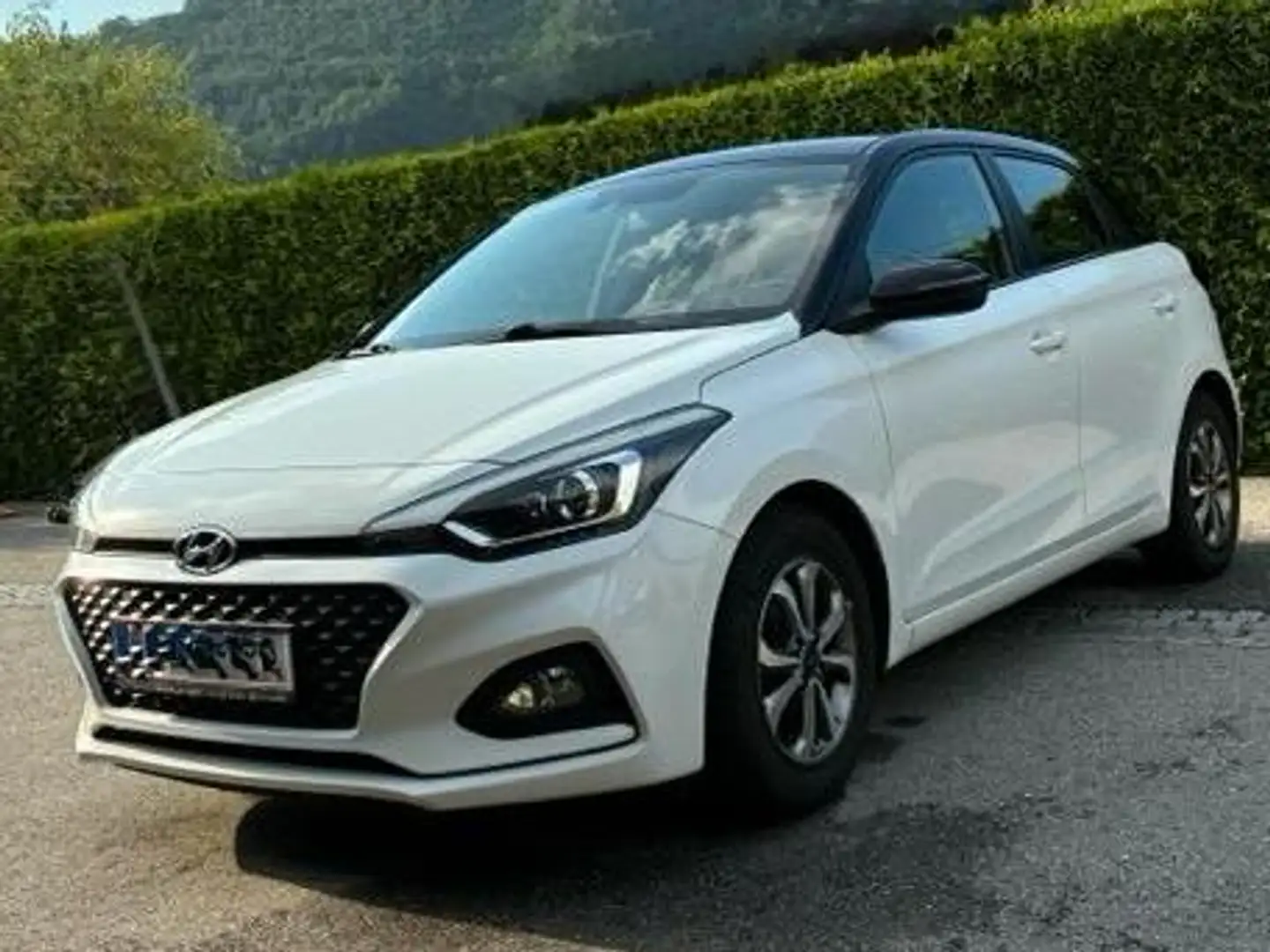 Hyundai i20 i20 1,25 created by Marina Hoermanseder created by Marina Hoermanseder Weiß - 1