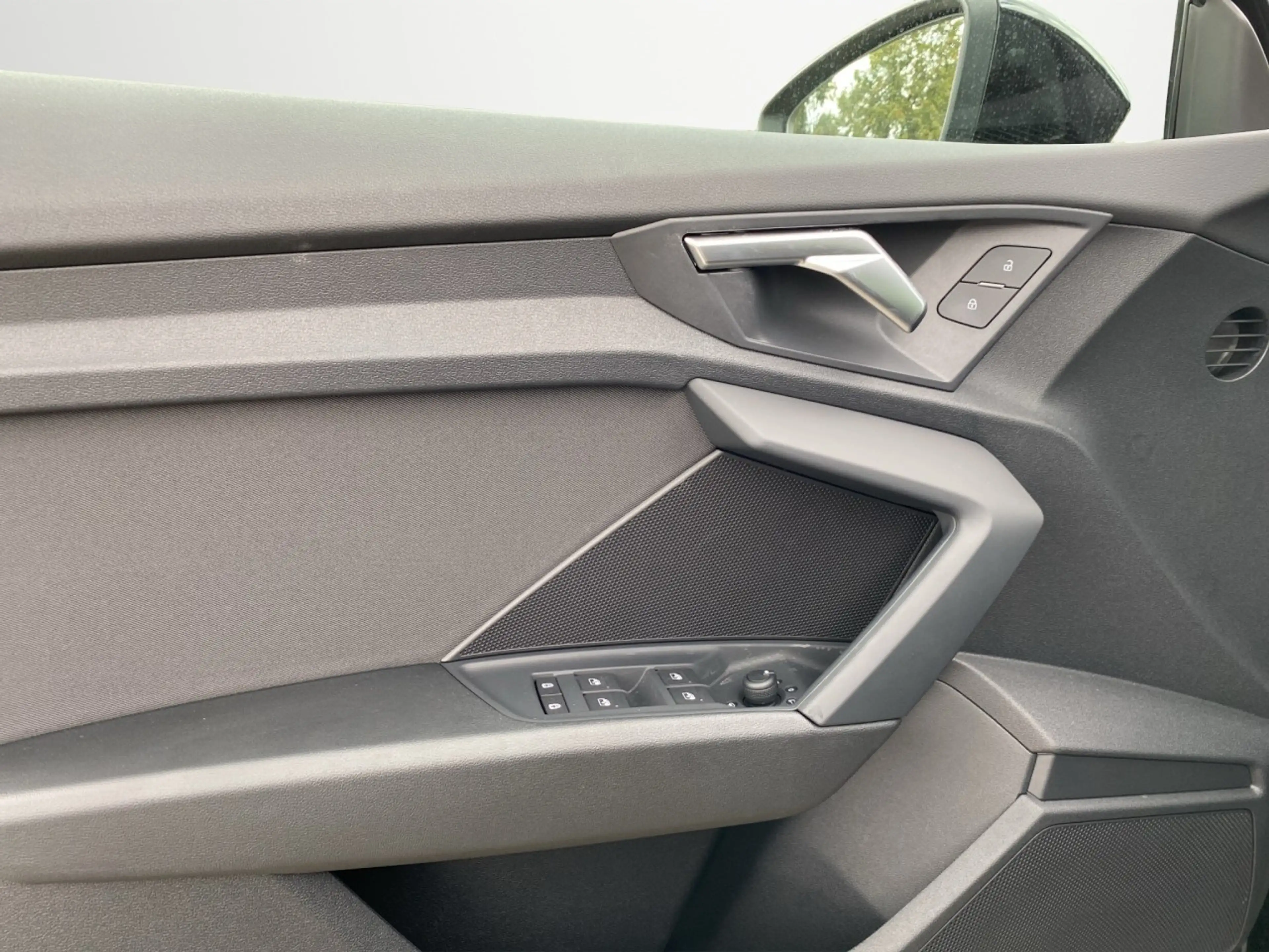 Audi A3 Sportback 30 TFSI Klima Navi Rückfahrkamera — photo 11