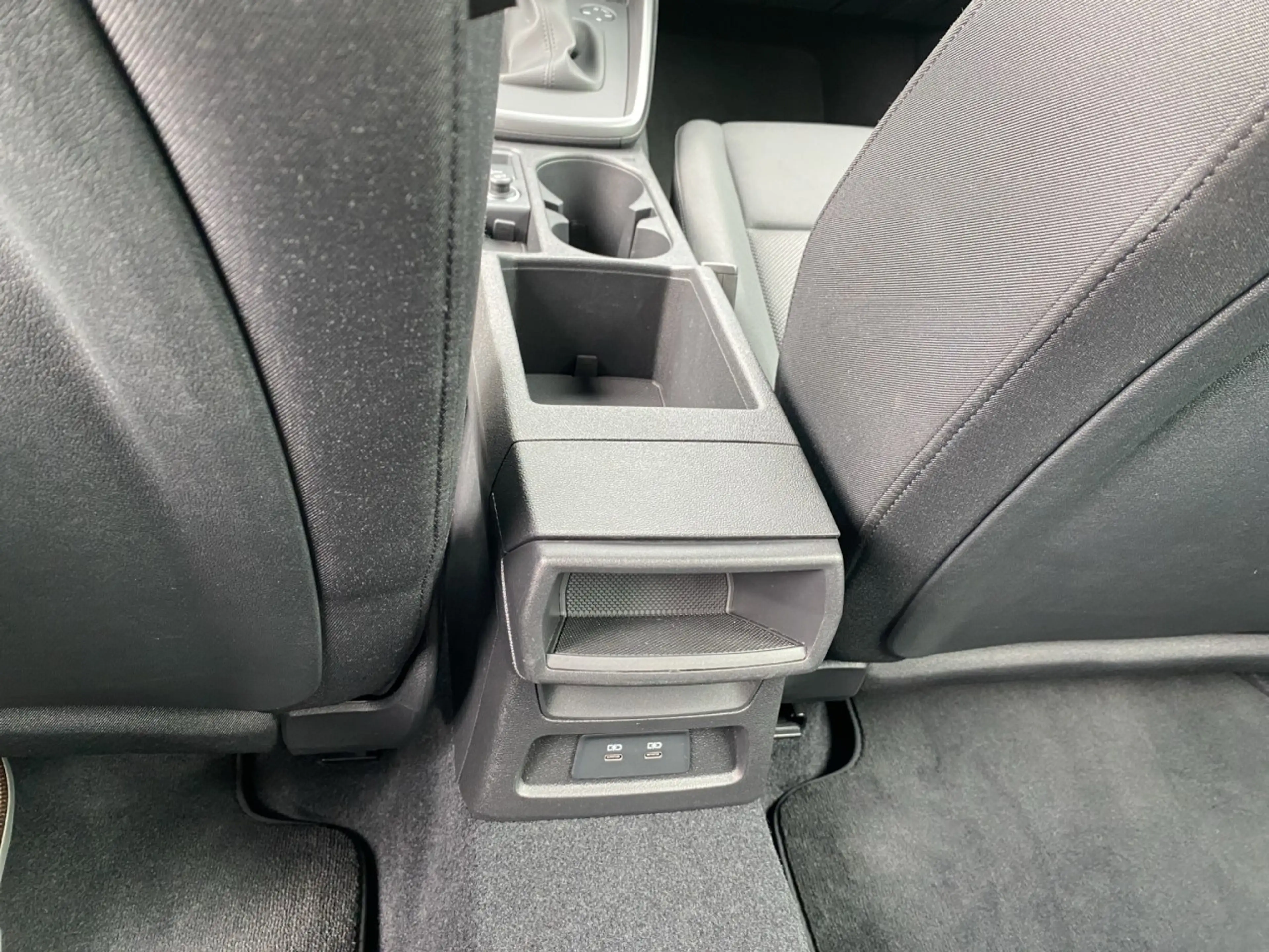 Audi A3 Sportback 30 TFSI Klima Navi Rückfahrkamera — photo 15