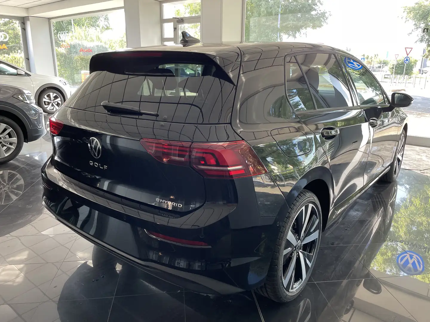 Volkswagen Golf 1.5 TSI eHybrid Edition Plus DSG Nero - 2