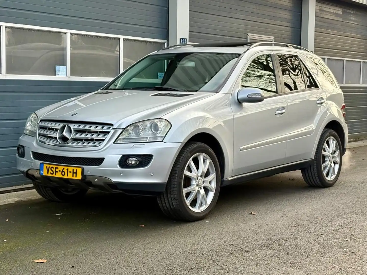 Mercedes-Benz ML 320 M-klasse CDI | NIEUWE APK Grijs - 1