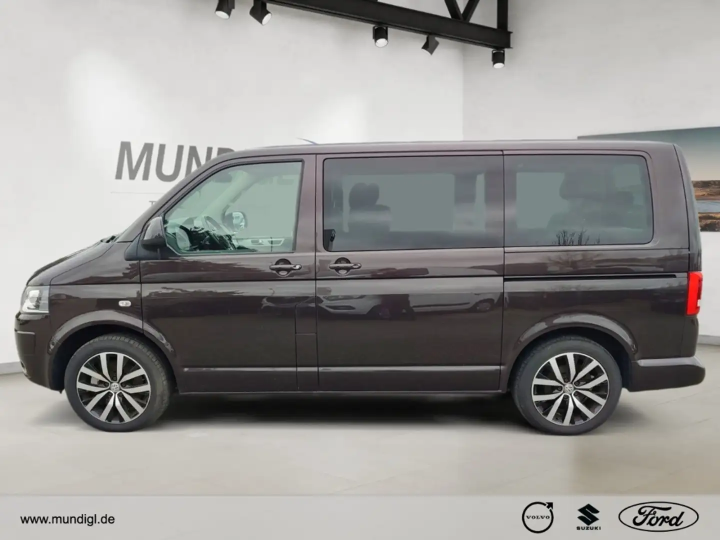 Volkswagen Transporter Bus Multivan Highline 4Motion 2.0 BiTDI StandHZG A Marrón - 2