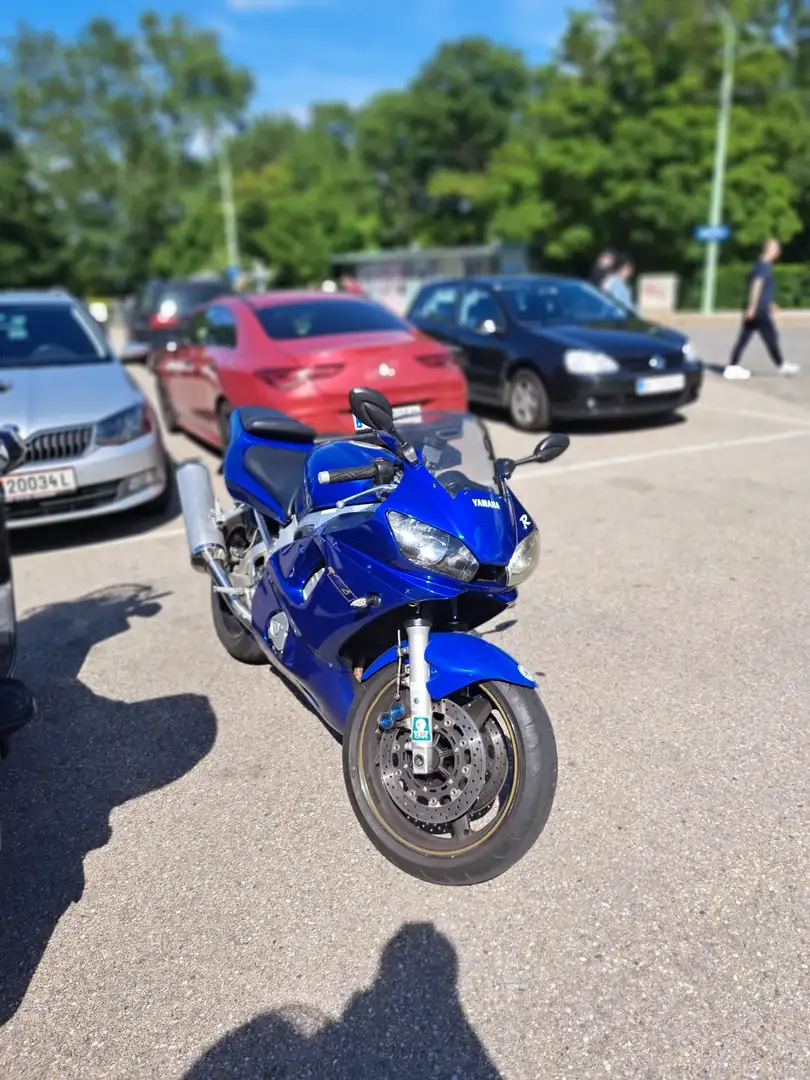 Yamaha YZF-R6 rj03 Bleu - 1