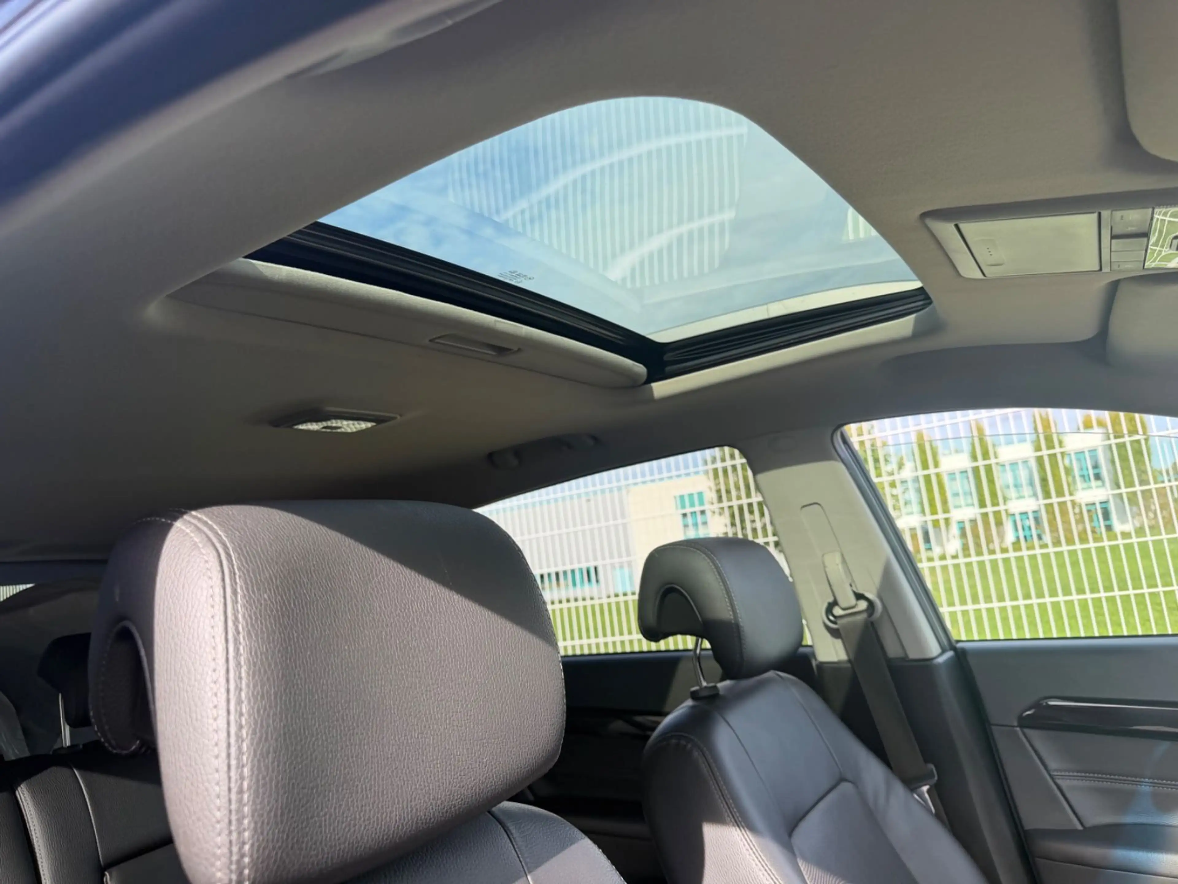 Chevrolet Captiva 2.2 D 4WD Automatik/Navi+Camera/Leder/7P — photo 8