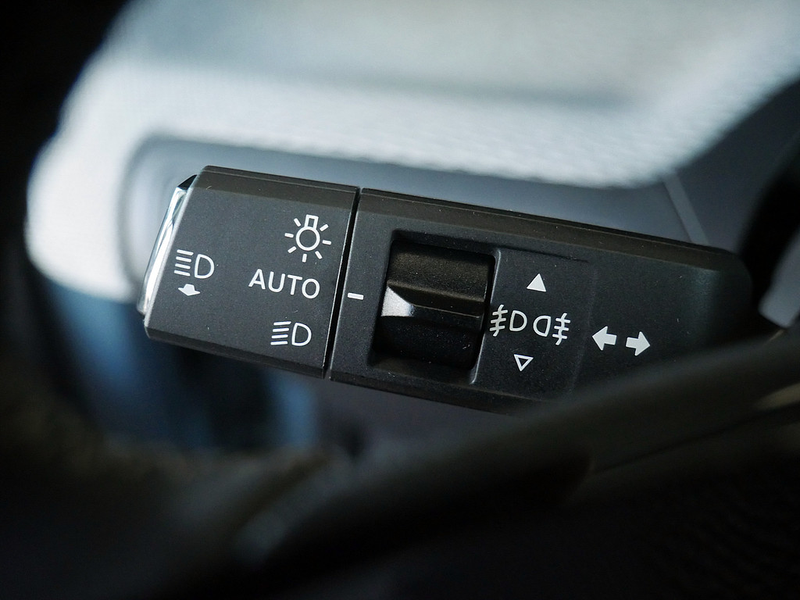 Citroen C3 Turbo 100 MAX PDC SHZ KAMERA NAVI LED — photo 14