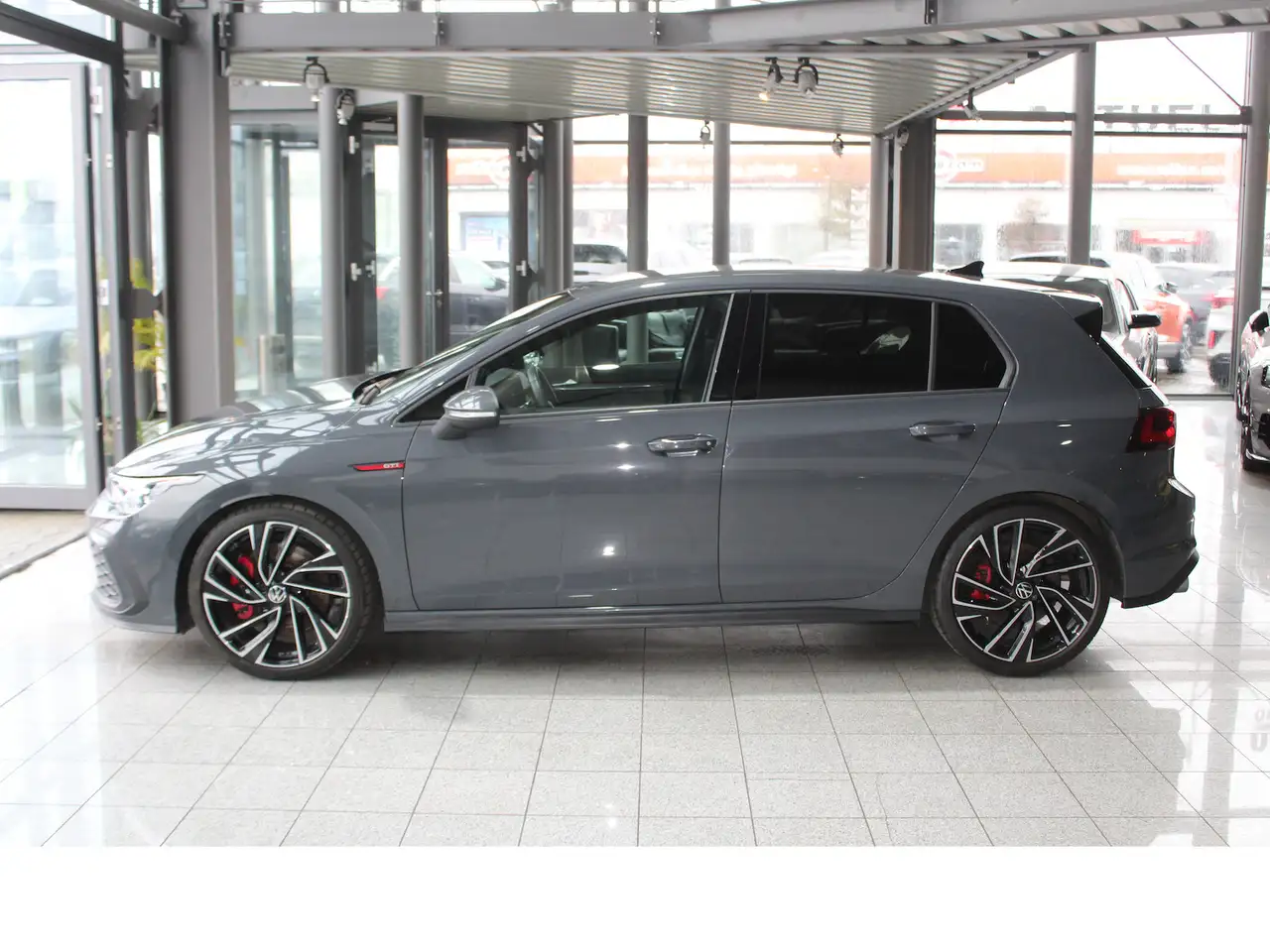 Volkswagen Golf GTI 2.0 TSI DSG AHK*IQ-L*KEY*H-UP*KAM*SHZ 4