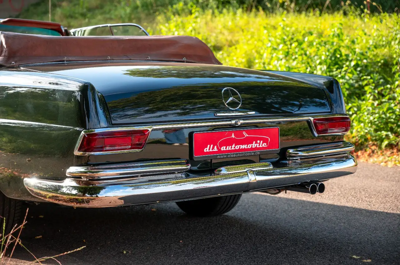 Mercedes-Benz 250 SE 5.0-V8 Cabriolet, foto 6