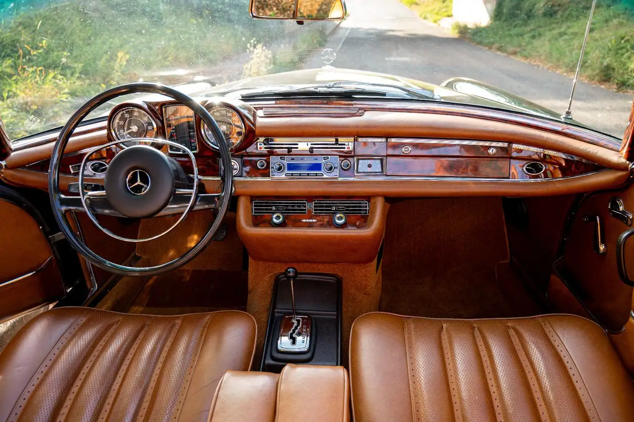 Mercedes-Benz 250 SE 5.0-V8 Cabriolet, foto 8