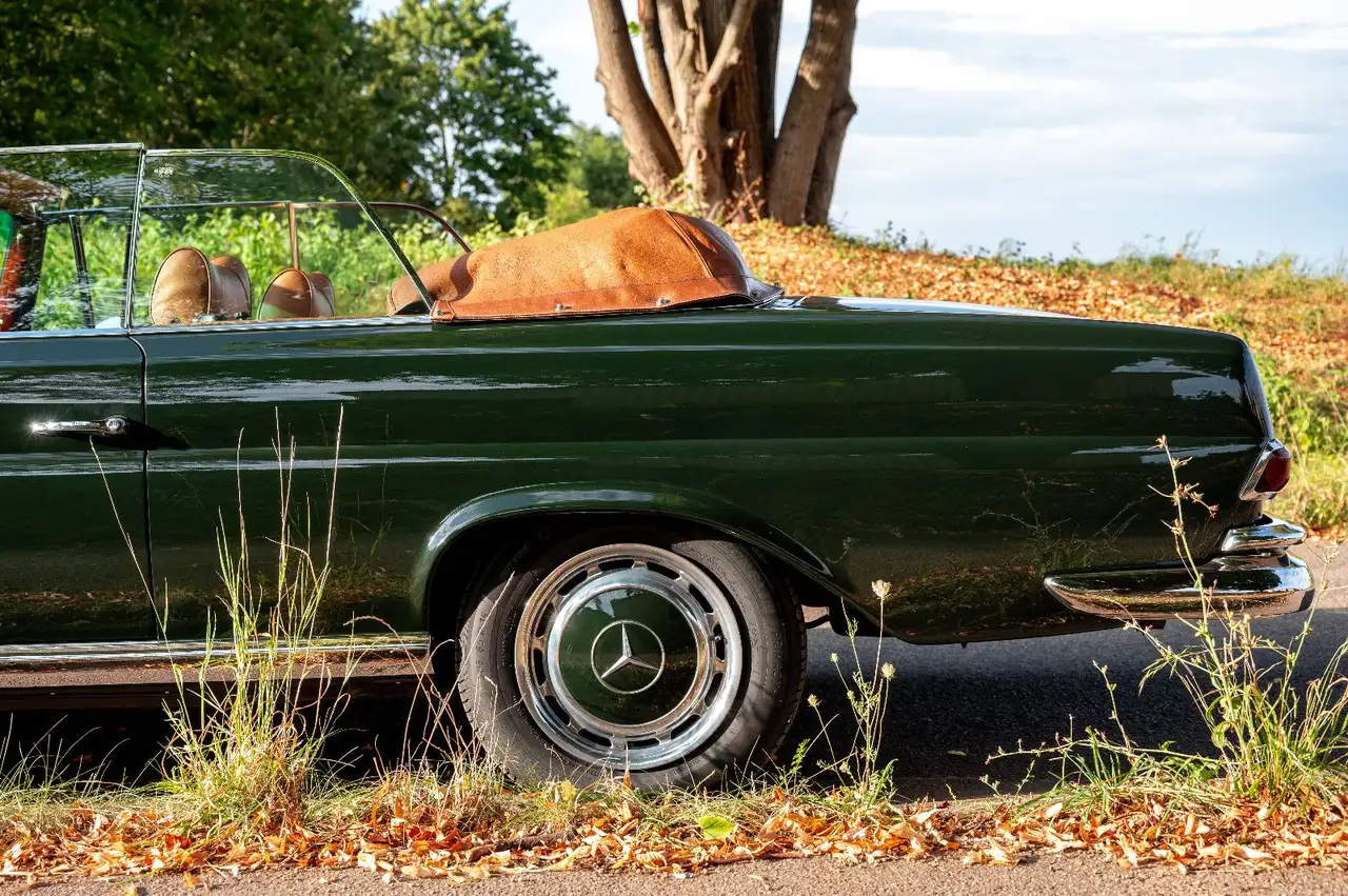Mercedes-Benz 250 SE 5.0-V8 Cabriolet, foto 5