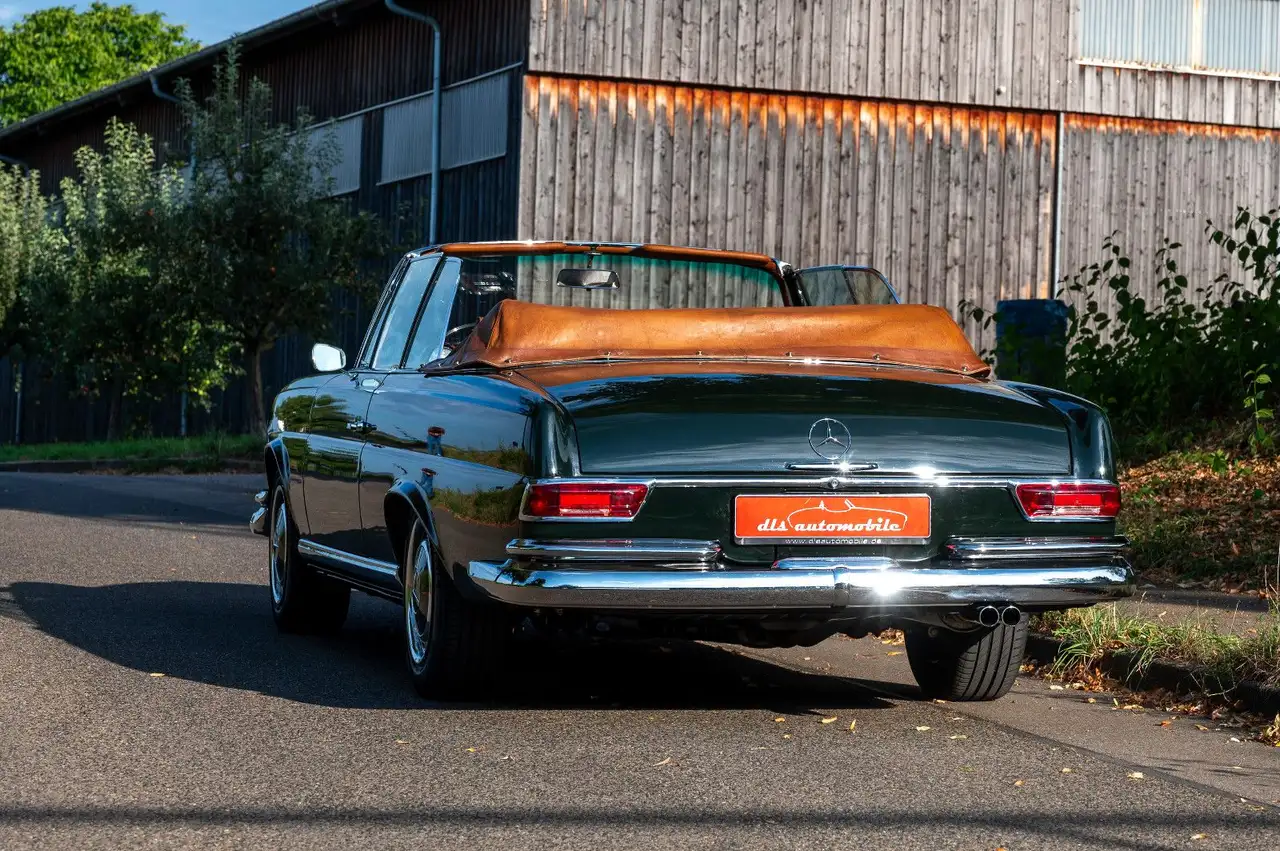 Mercedes-Benz 250 SE 5.0-V8 Cabriolet, foto 4