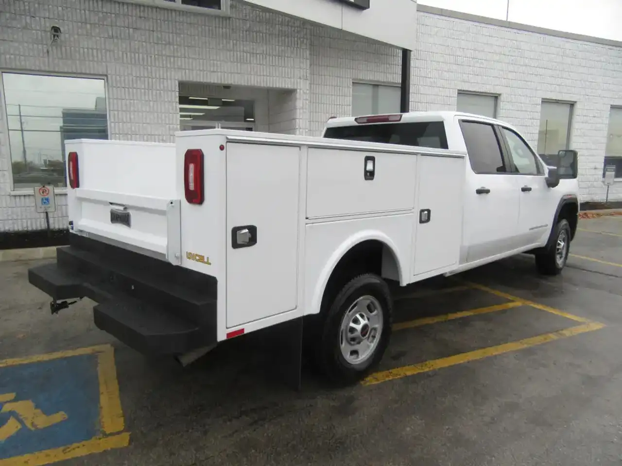 GMC Sierra 2500 снимка GMC Sierra 2500