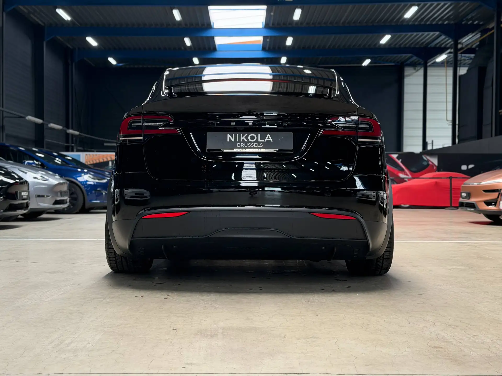 Tesla Model X E 493 kW 2023 검정 사진 3