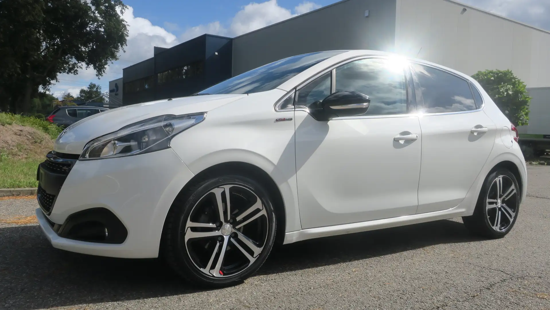 Peugeot 208 208 GT-Line" AUTOMAAT" Wit - 1
