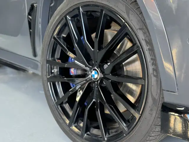 BMW X5 view 15