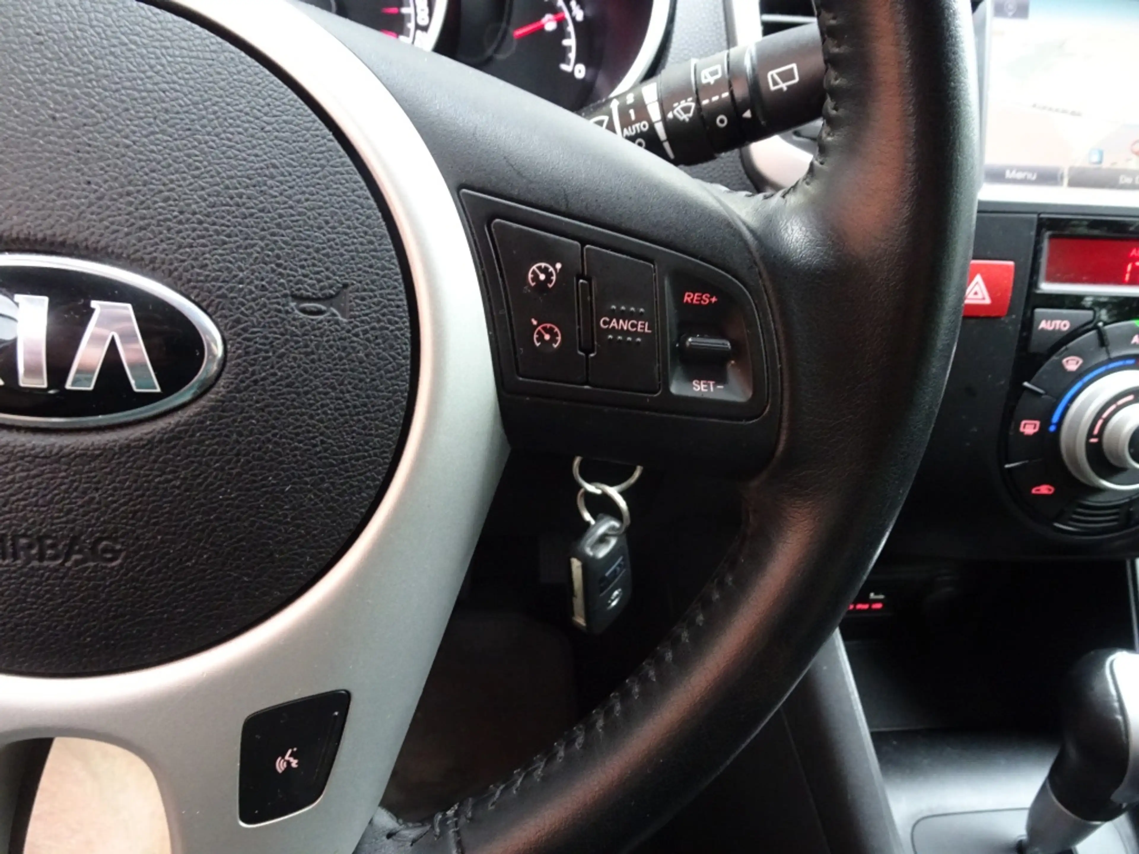 Kia Venga 1.6 CVVT Executive Aut. *Navi/Clima/Cruise/Cam/Tre — photo 14