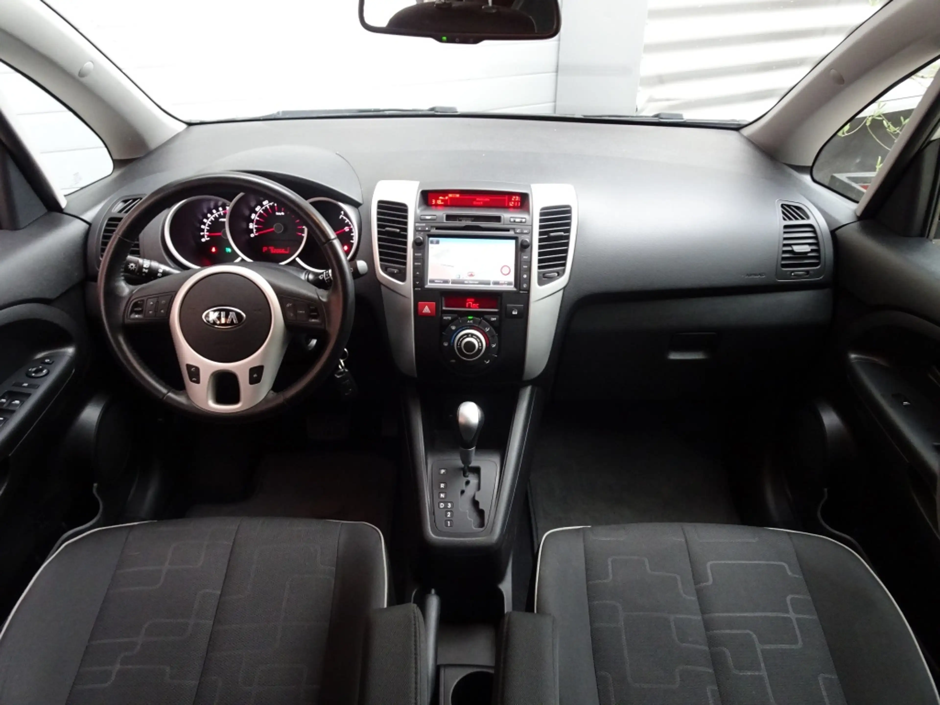 Kia Venga 1.6 CVVT Executive Aut. *Navi/Clima/Cruise/Cam/Tre — photo 10