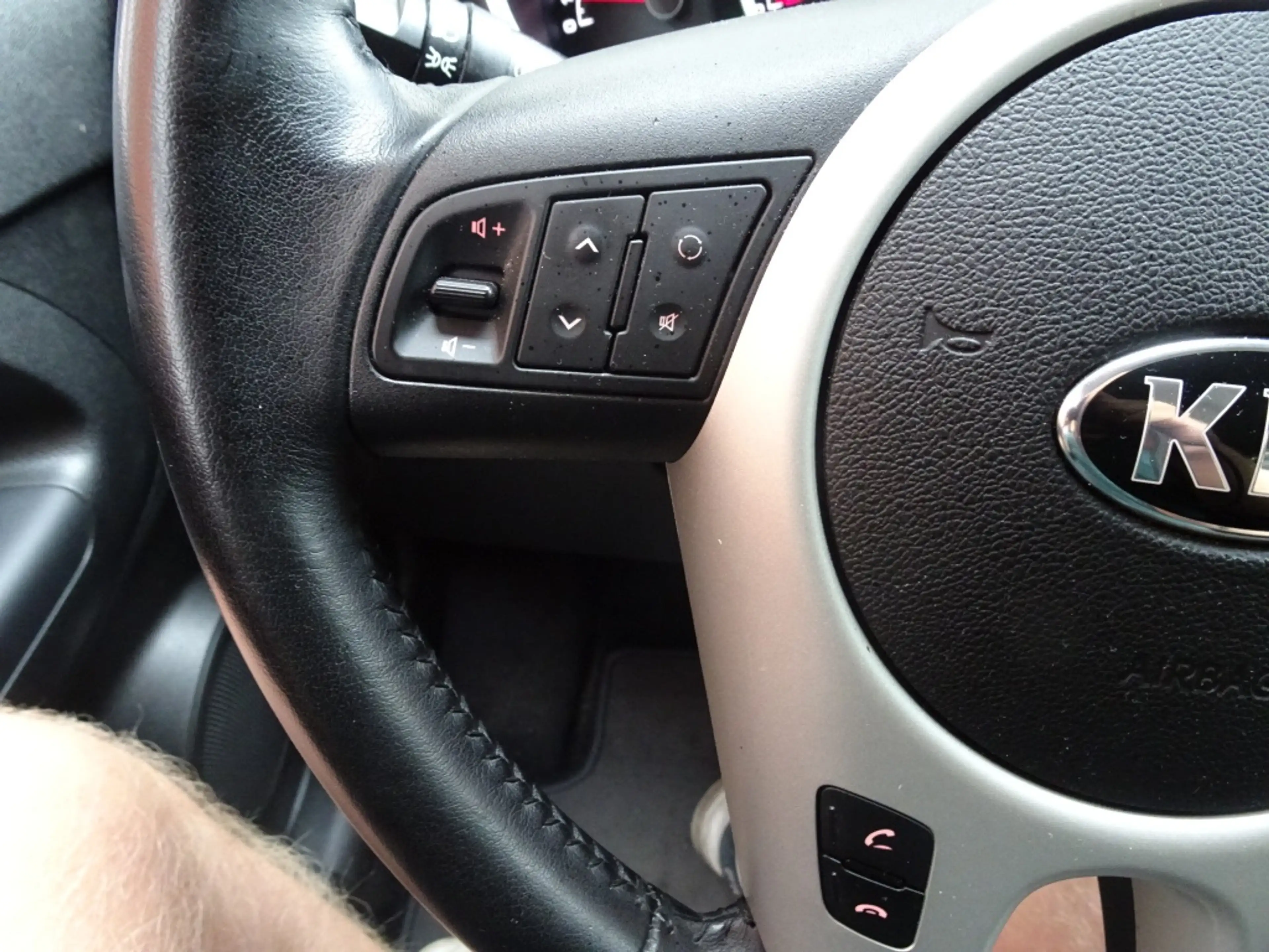 Kia Venga 1.6 CVVT Executive Aut. *Navi/Clima/Cruise/Cam/Tre — photo 13