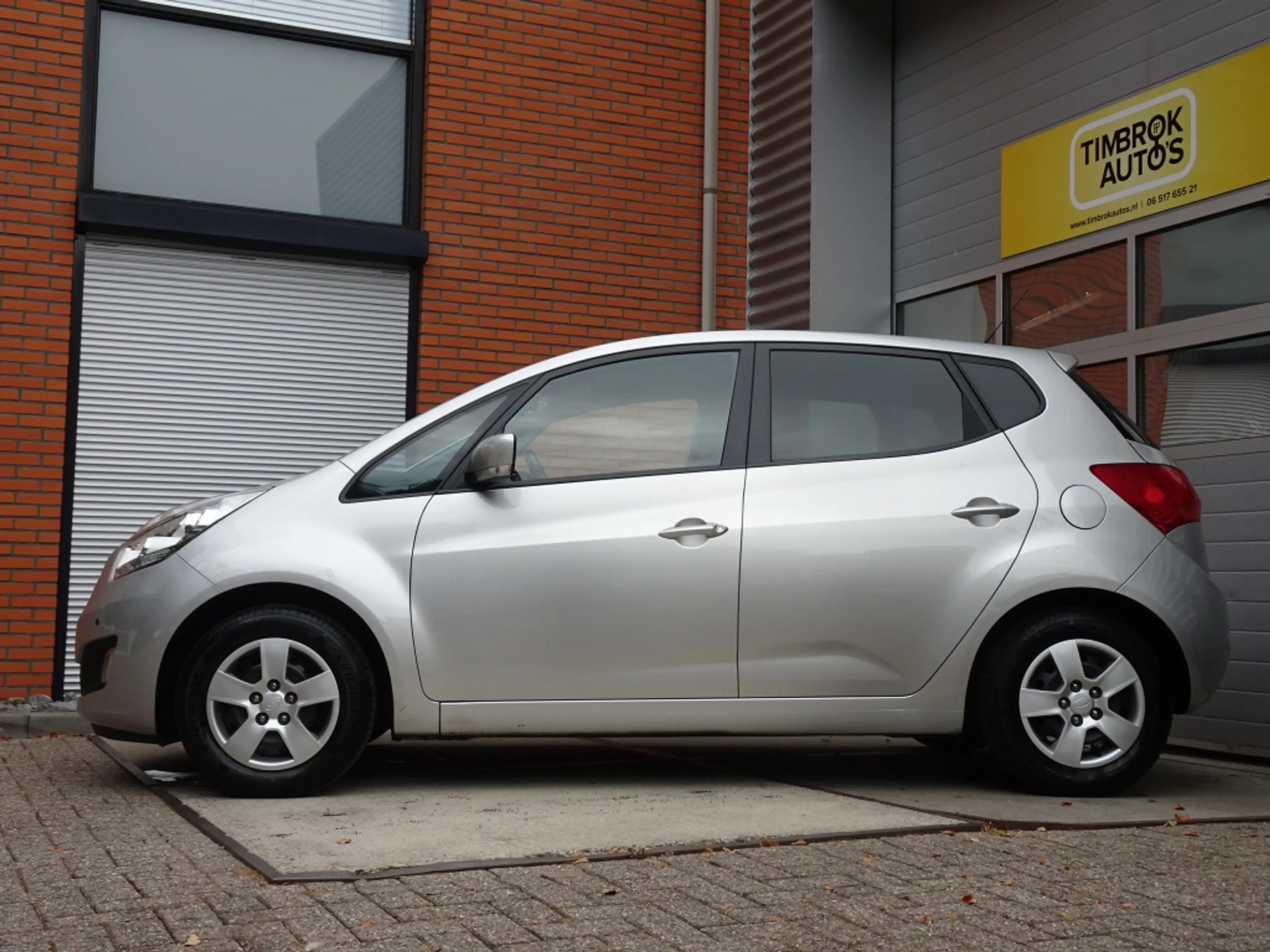 Kia Venga 1.6 CVVT Executive Aut. *Navi/Clima/Cruise/Cam/Tre — photo 2