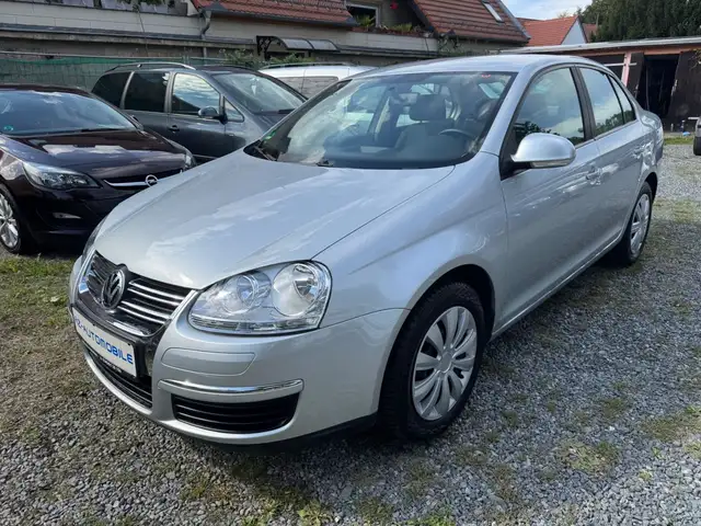 Volkswagen Jetta V Trendline, Scheckheft, wenig KM